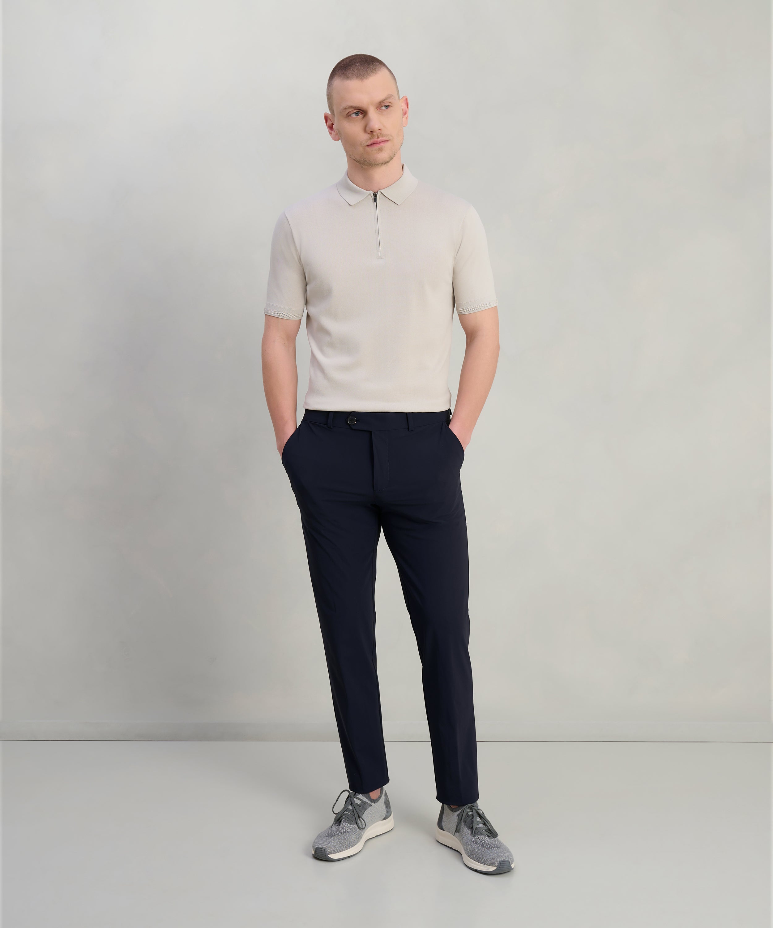 Tech knit polo met rits viscose/nylon beige