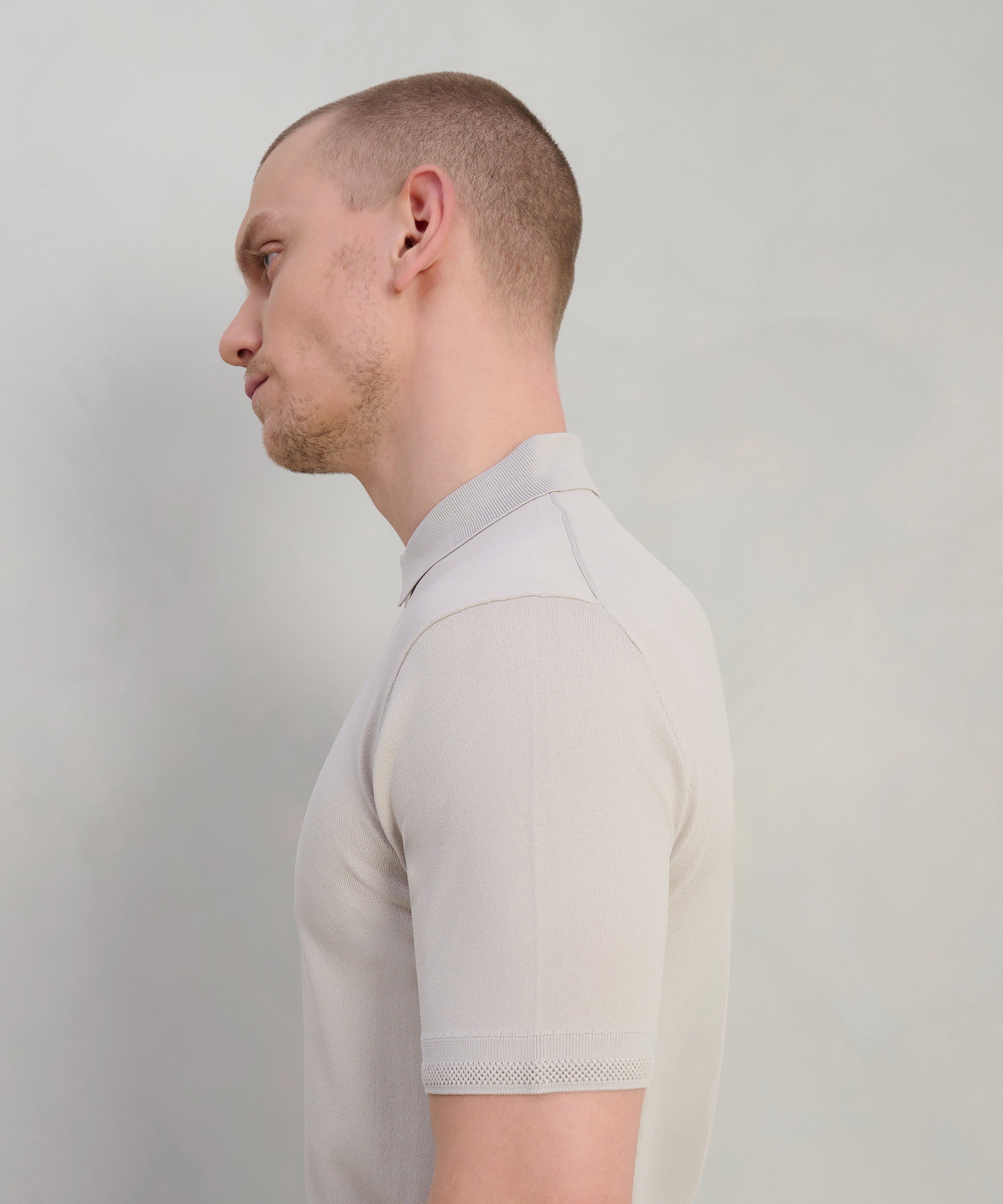Tech knit polo met rits viscose/nylon beige