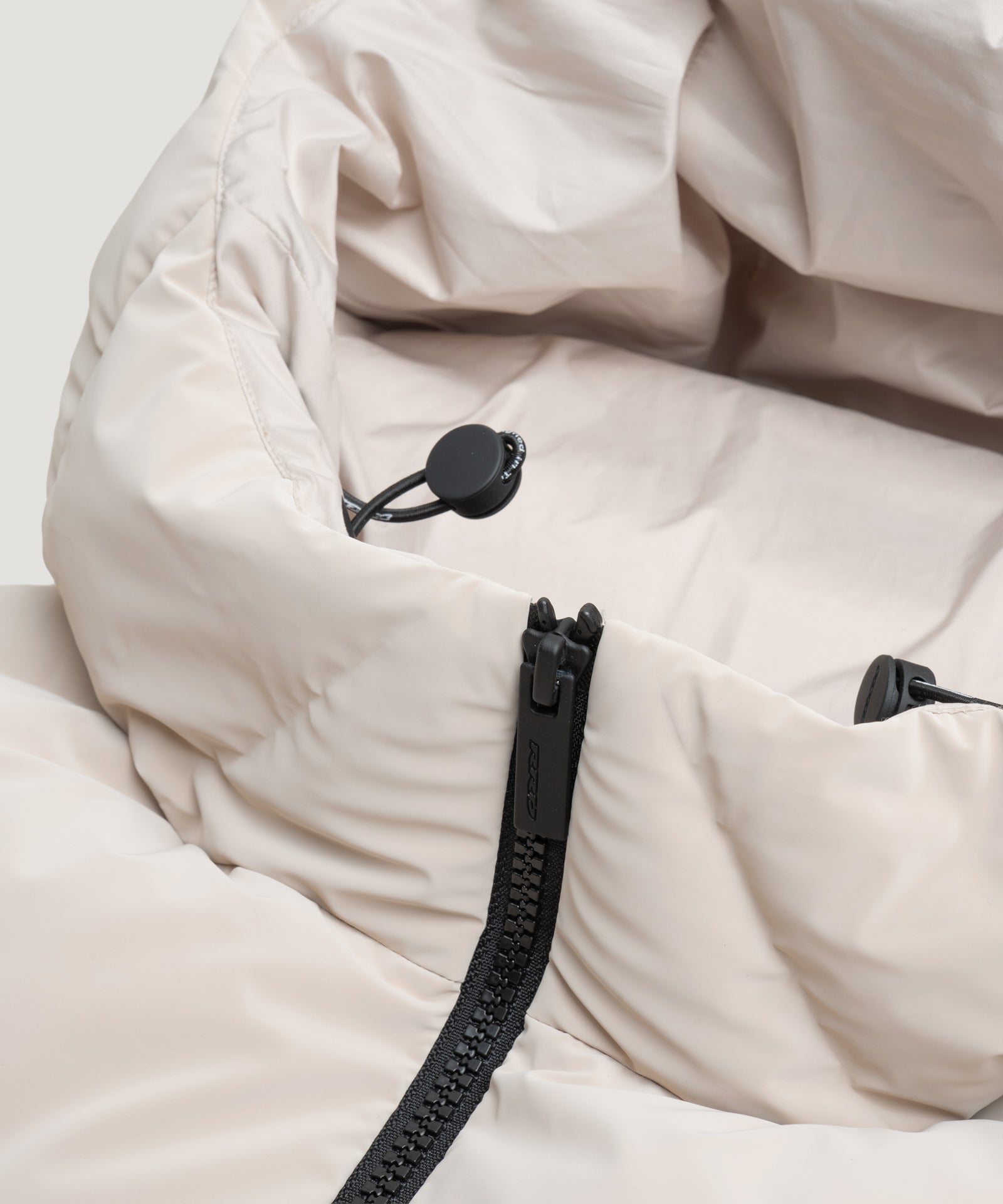 SuperRRDuck! Tubic 14 hood zip jacket off-white