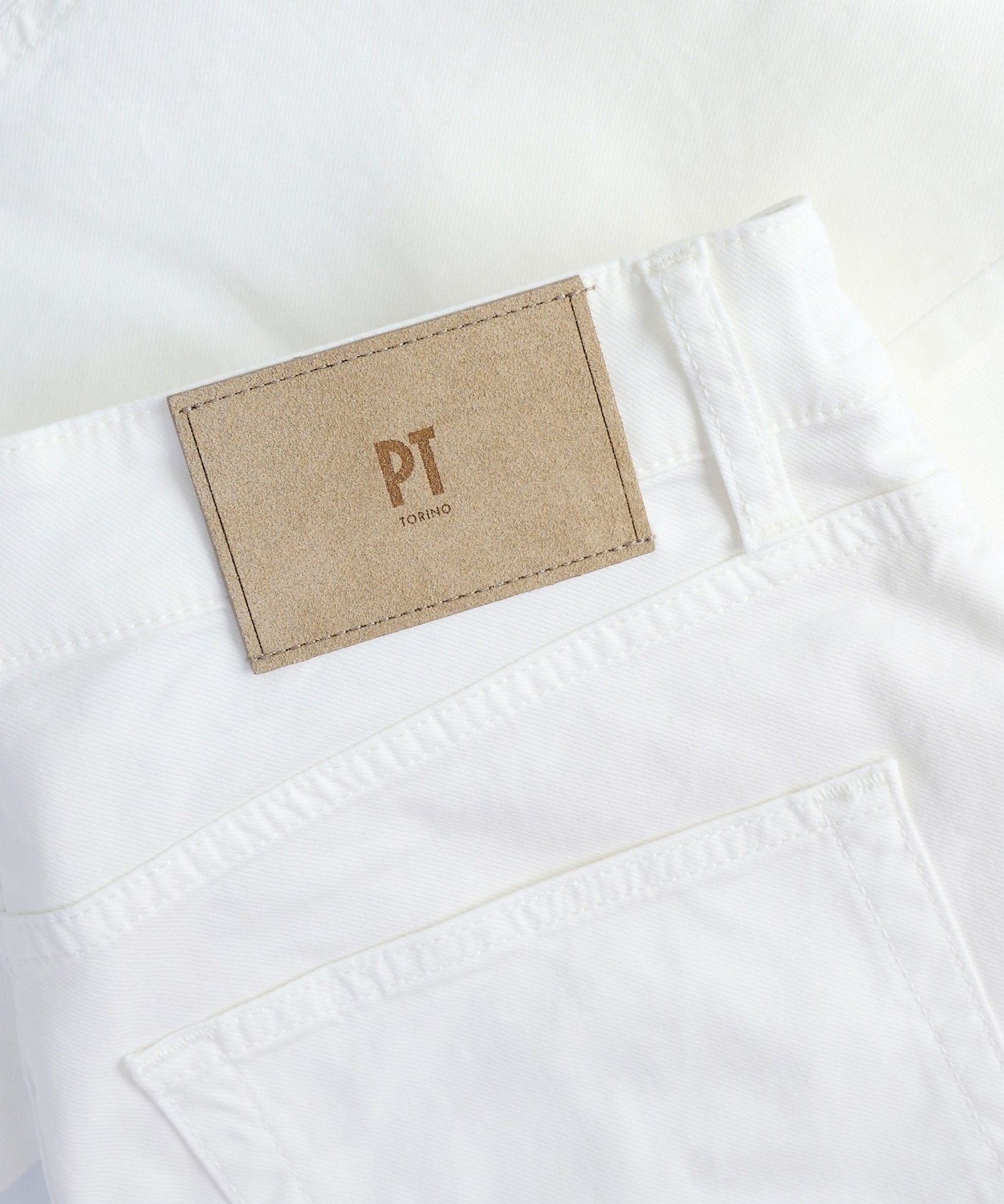 PT Torino 5 - pocket katoen/lyocell stretch wit - THE SOCIETY SHOP