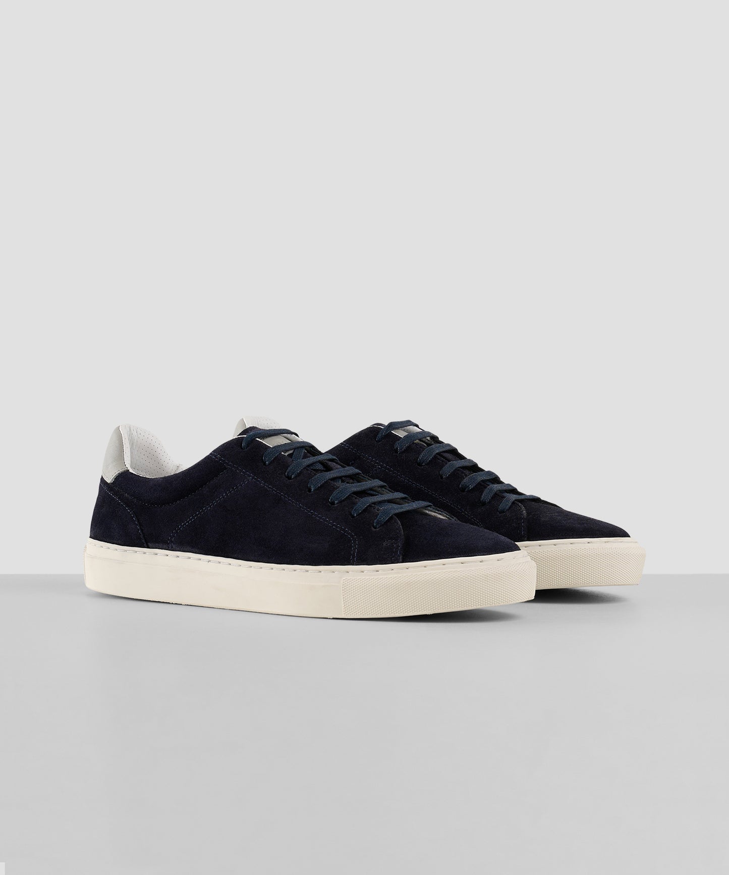 Suède sneaker donkerblauw