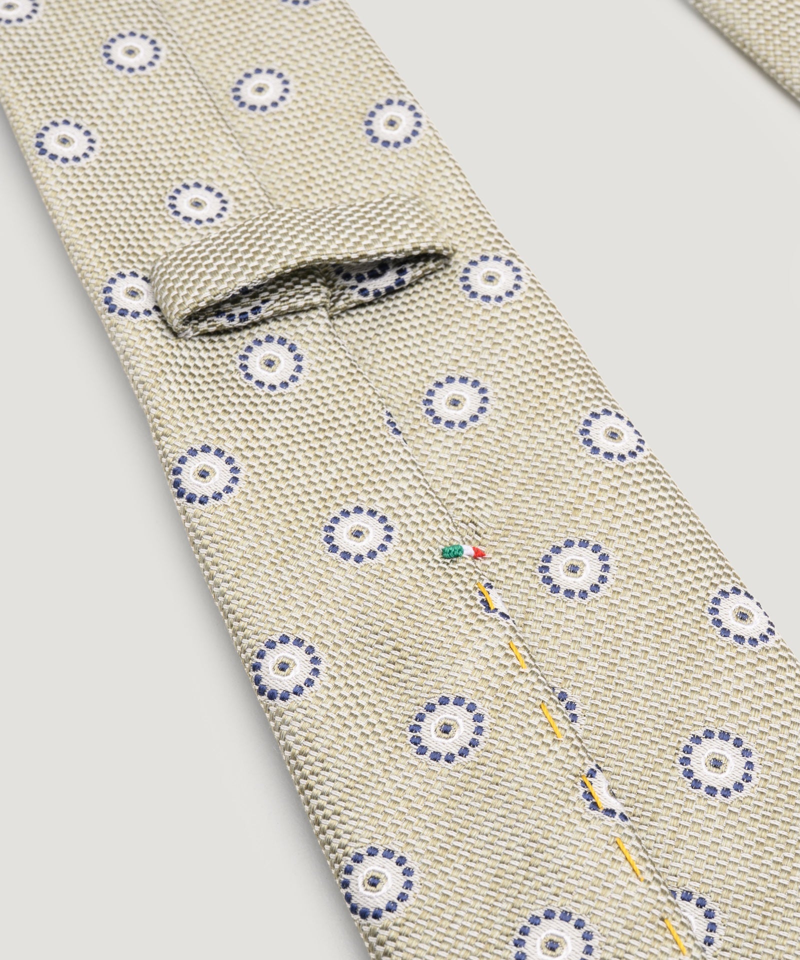 SOCI3TY Limited Fashion Das basket weave zijde/katoen medaillon salie groen - THE SOCIETY SHOP