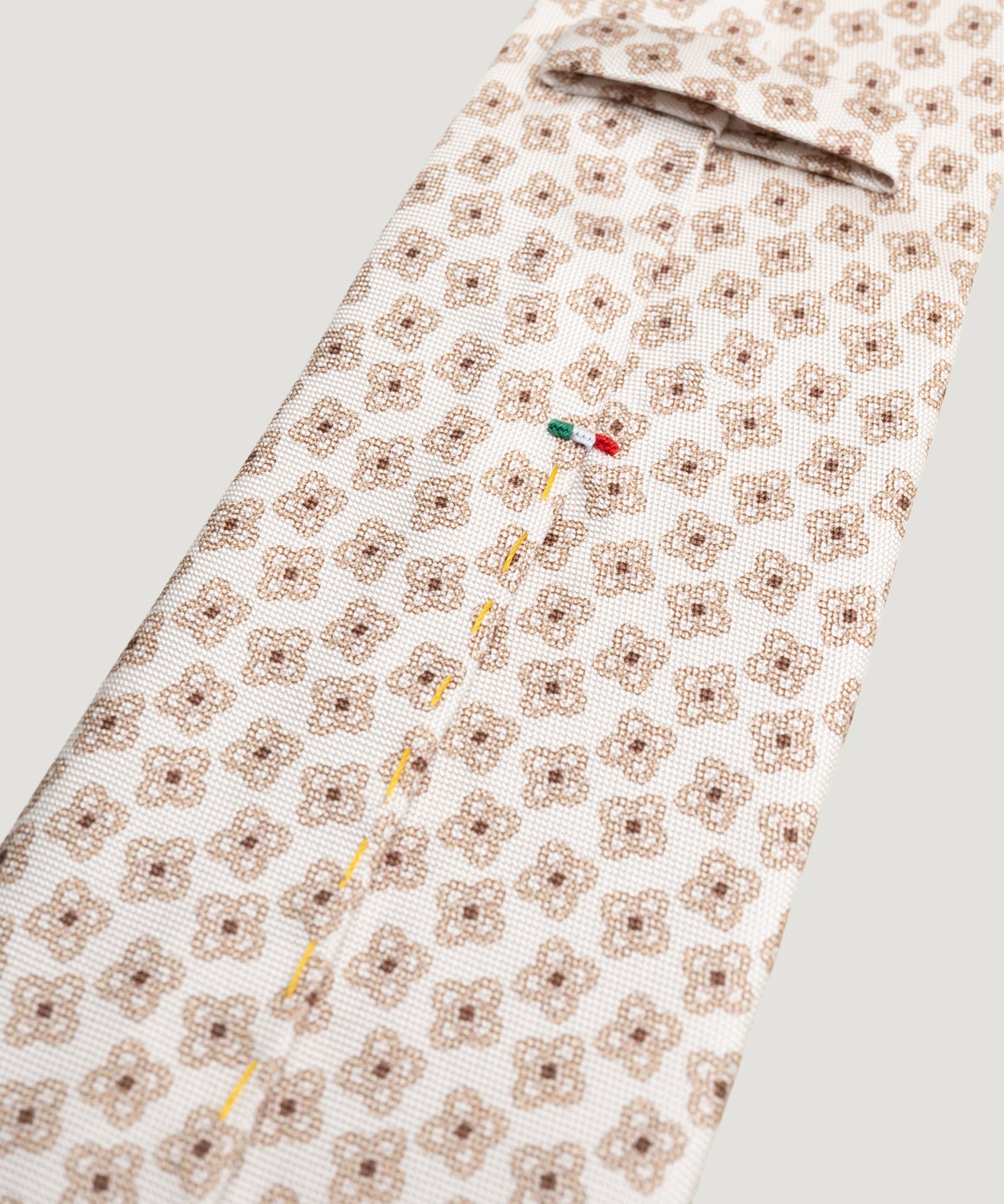 SOCI3TY Limited Fashion Das zijde/katoen bloemendessin bruin - THE SOCIETY SHOP