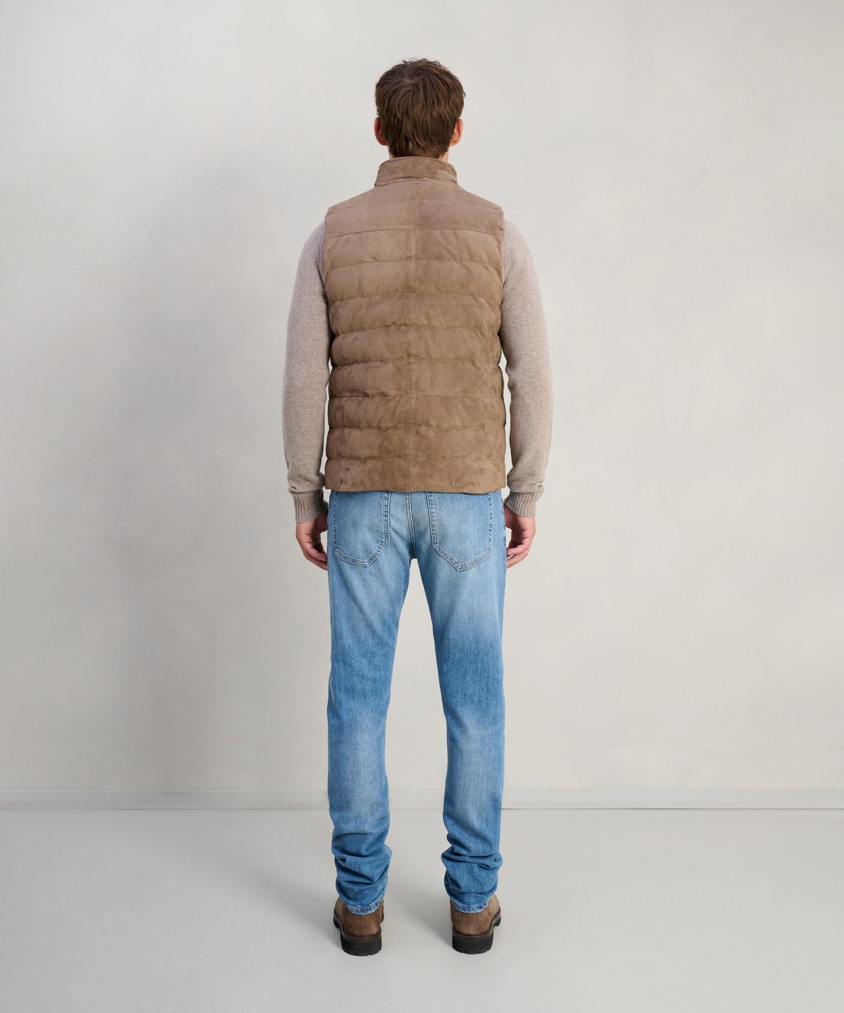 SOCI3TY Limited Gewatteerde bodywarmer suède bruin - THE SOCIETY SHOP