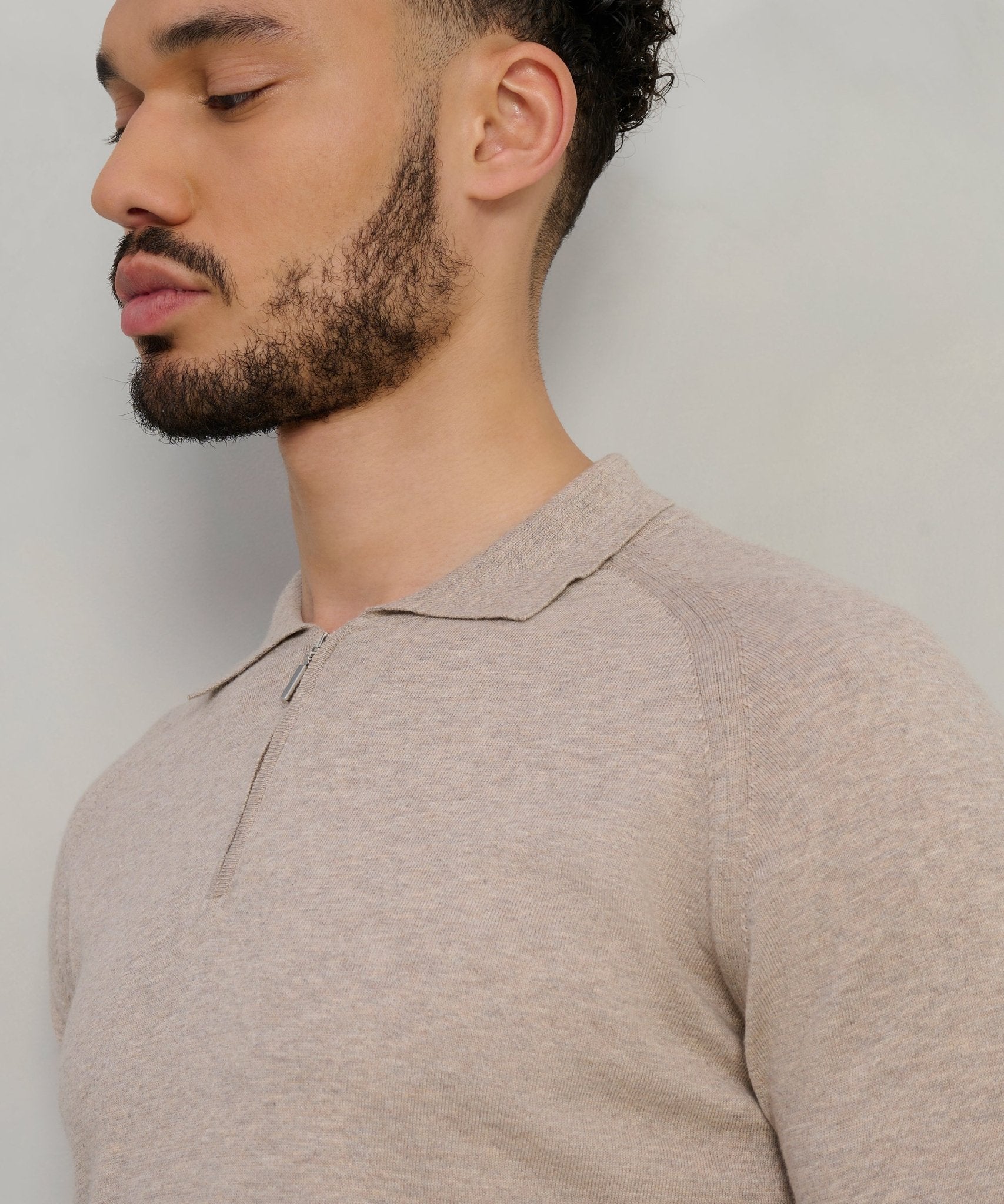 SOCI3TY Long sleeve raglan zip polo katoen beige - THE SOCIETY SHOP