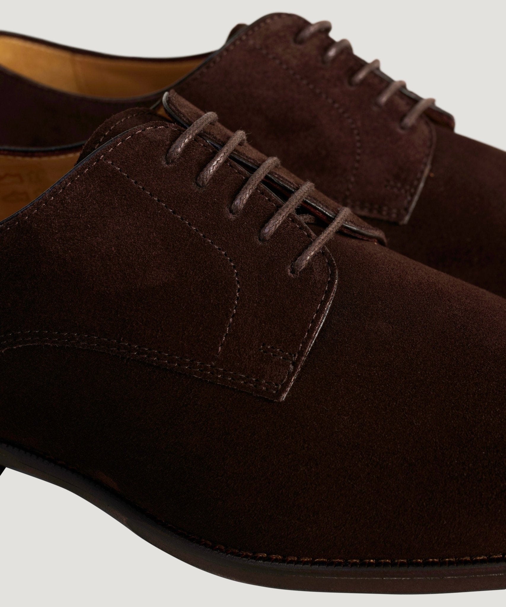SOCI3TY Plain toe derby veterschoen kalfssuède donkerbruin - The Society Shop