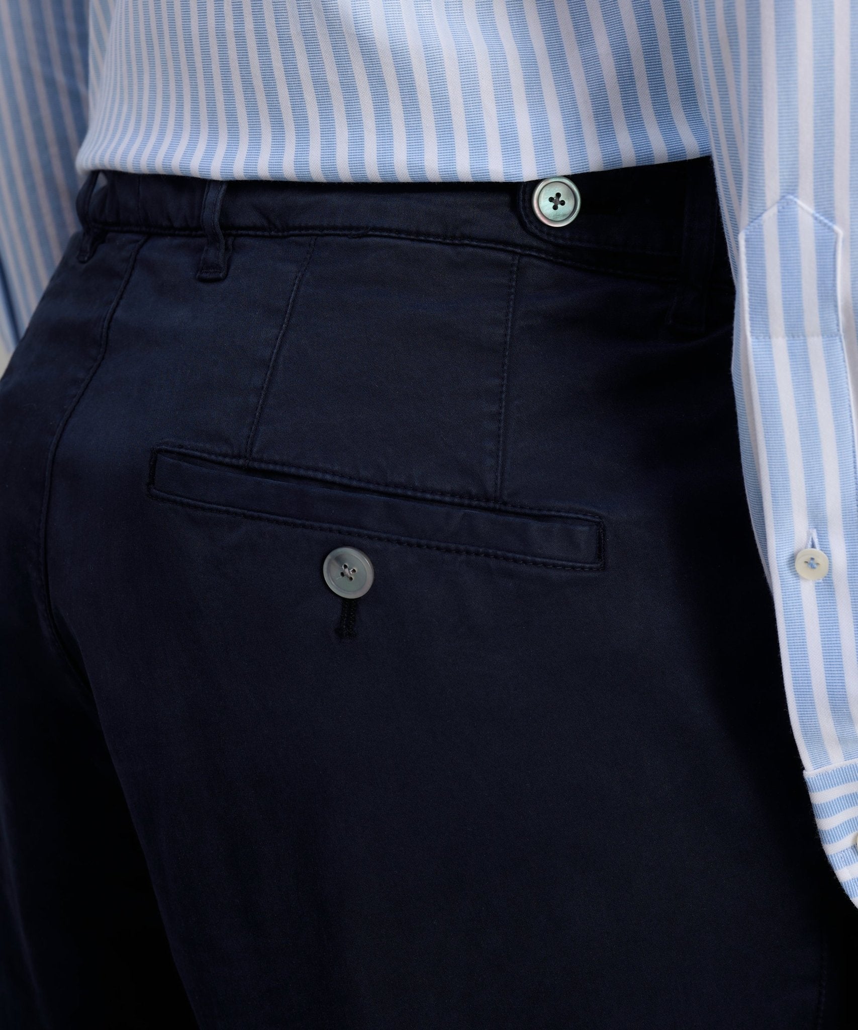 SOCI3TY Porto chino garment - dyed katoen stretch donkerblauw - The Society Shop