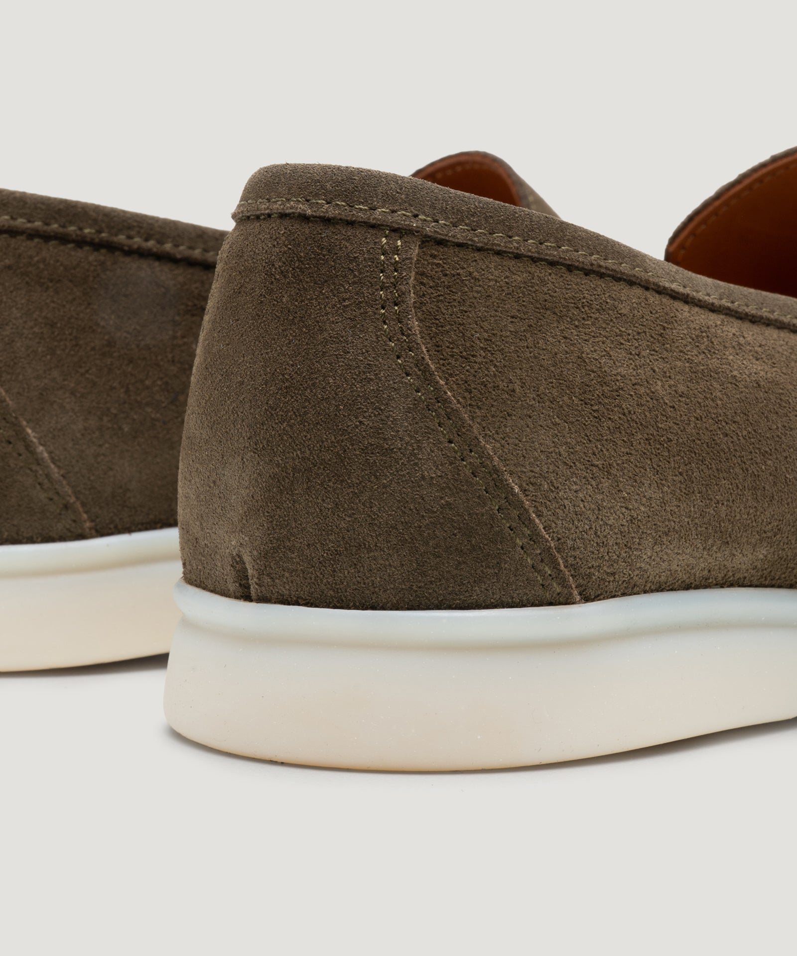 SOCI3TY Limited Fashion Summer Loafer suède olijfgroen - THE SOCIETY SHOP