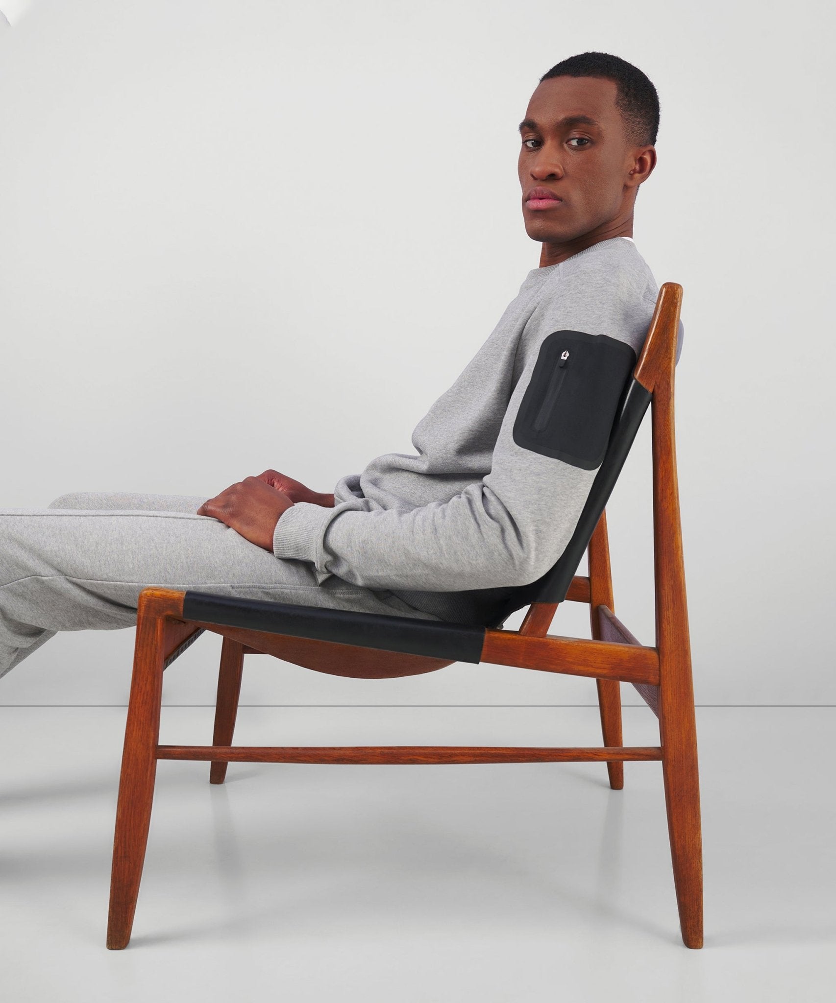 SOCI3TY Sweater grijs organisch katoen - The Society Shop