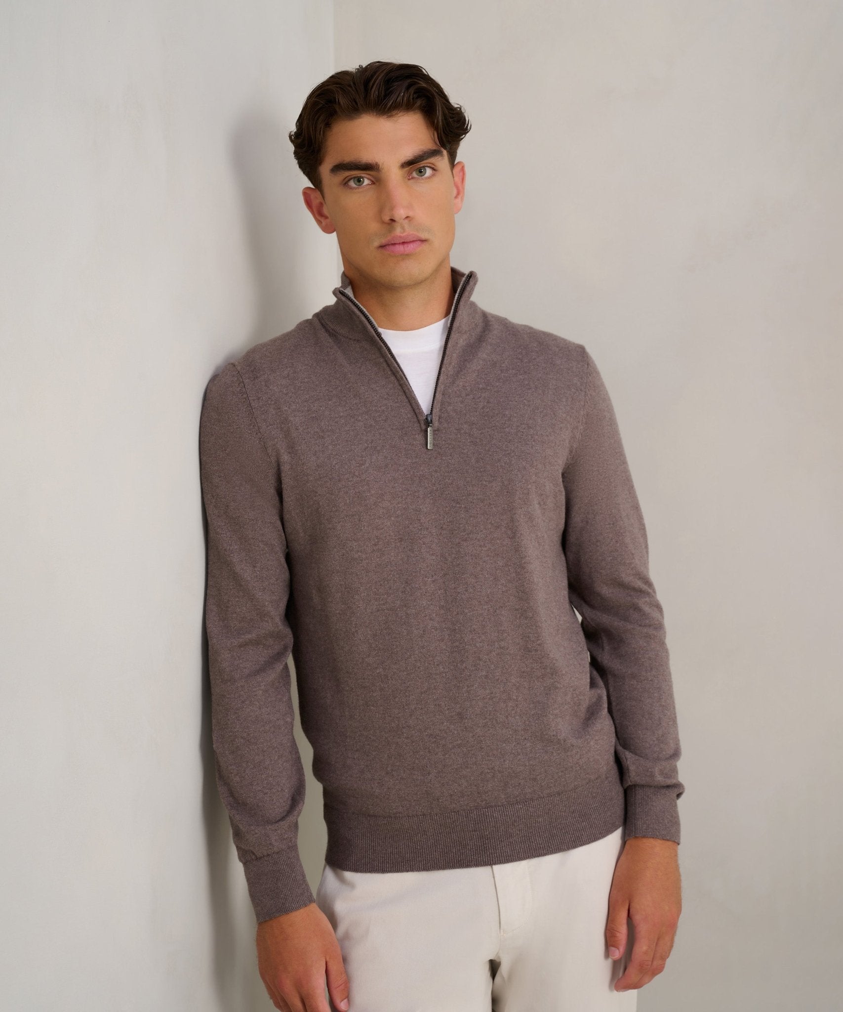 SOCI3TY Limited Trui half - zip Cotton Cashmere bruin - THE SOCIETY SHOP