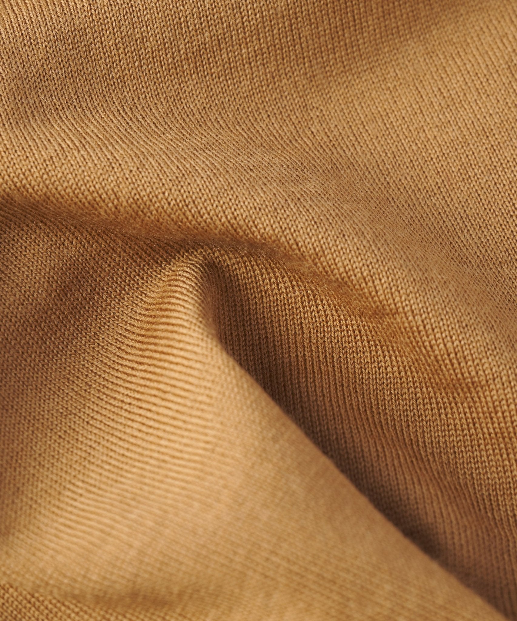 SOCI3TY Trui ronde hals merinowol okergeel - The Society Shop