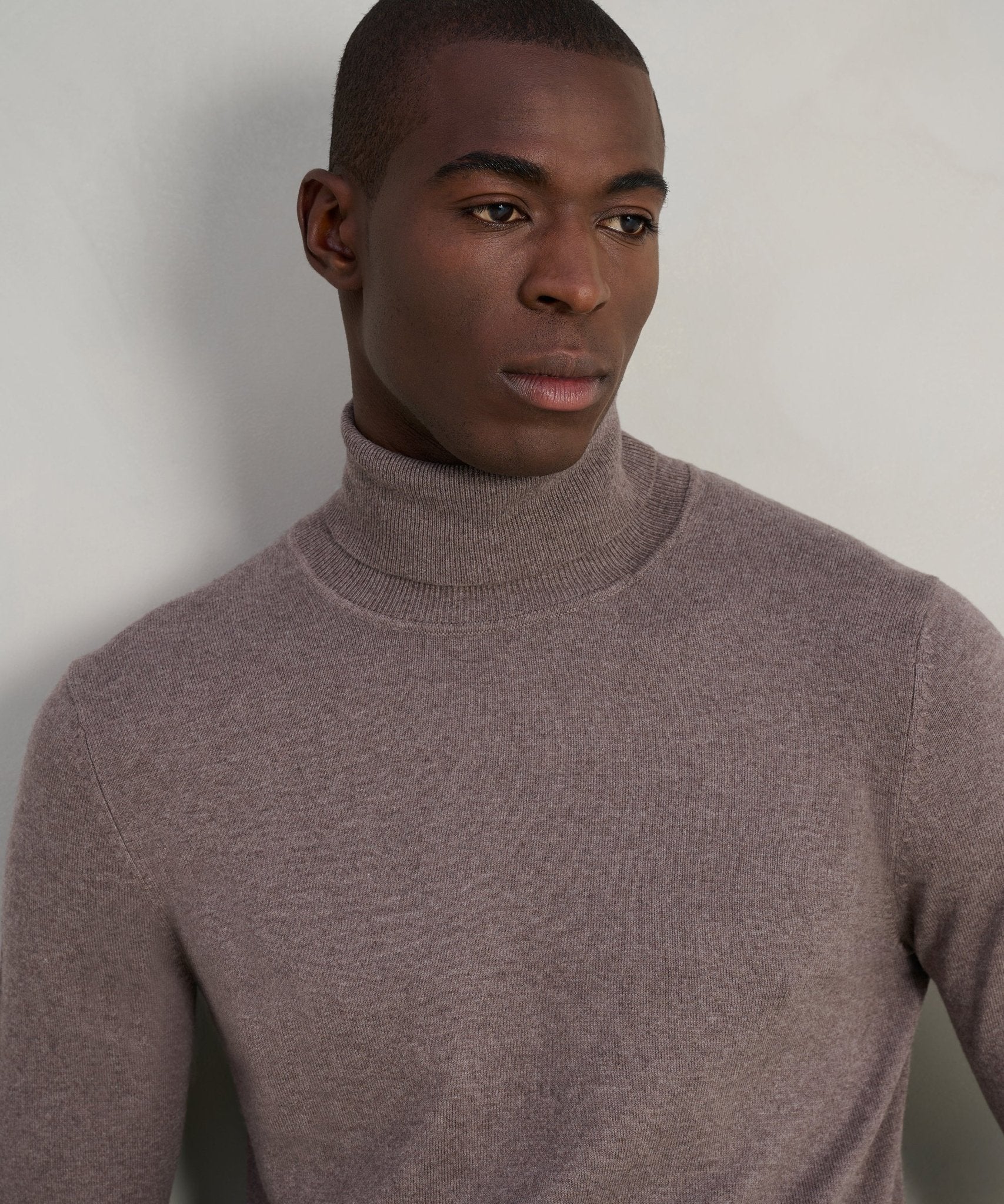 SOCI3TY Limited Trui turtleneck Cotton Cashmere bruin - THE SOCIETY SHOP