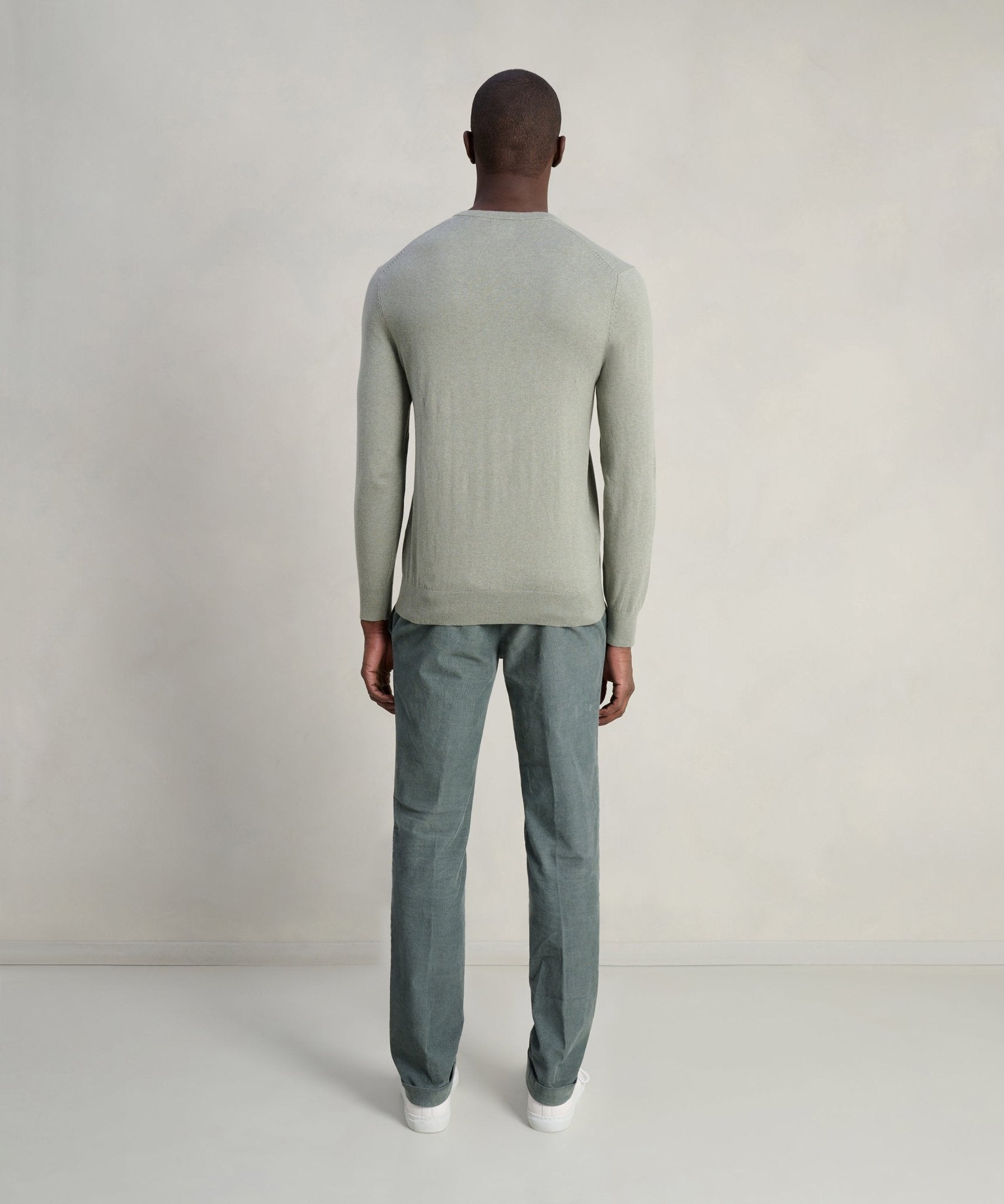 SOCI3TY Limited Trui v - neck Cotton Cashmere lichtgroen - THE SOCIETY SHOP