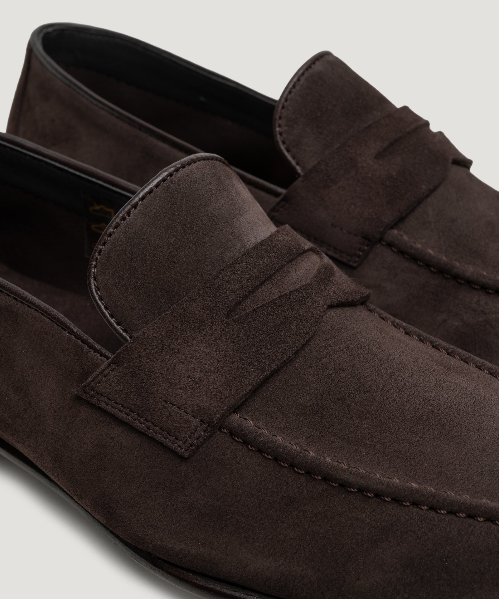 SOCI3TY Limited Fashion Unlined penny loafer suède donkerbruin - THE SOCIETY SHOP