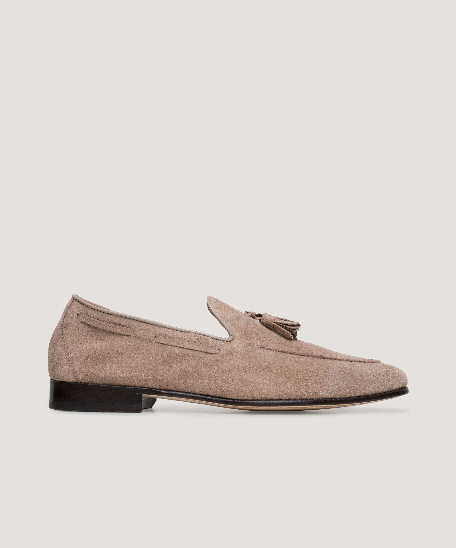 SOCI3TY Limited Fashion Unlined soft tassel loafer suède zand - THE SOCIETY SHOP