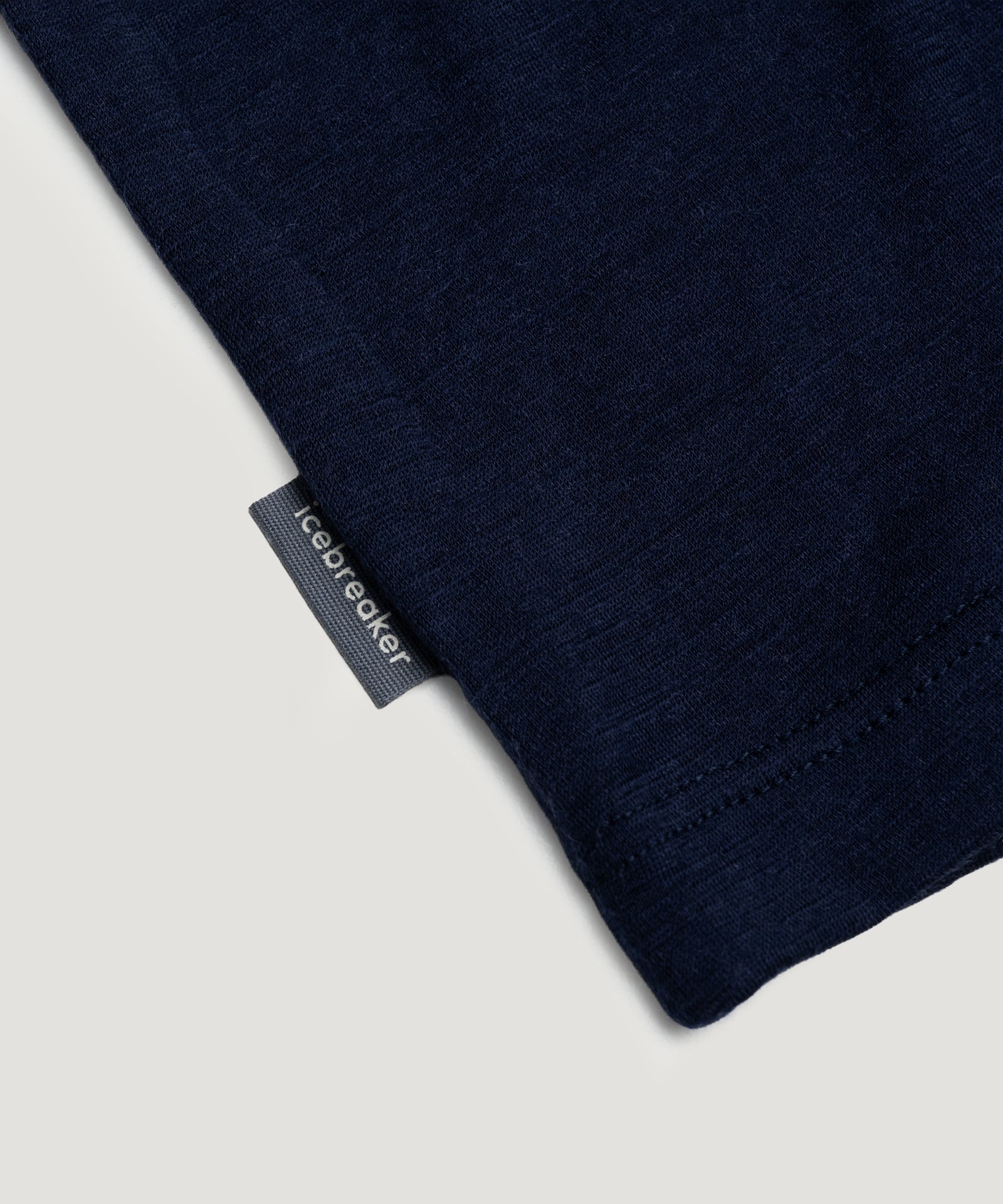 ICEBREAKER 150 Tech Lite III T-shirt merinowol donkerblauw - THE SOCIETY SHOP