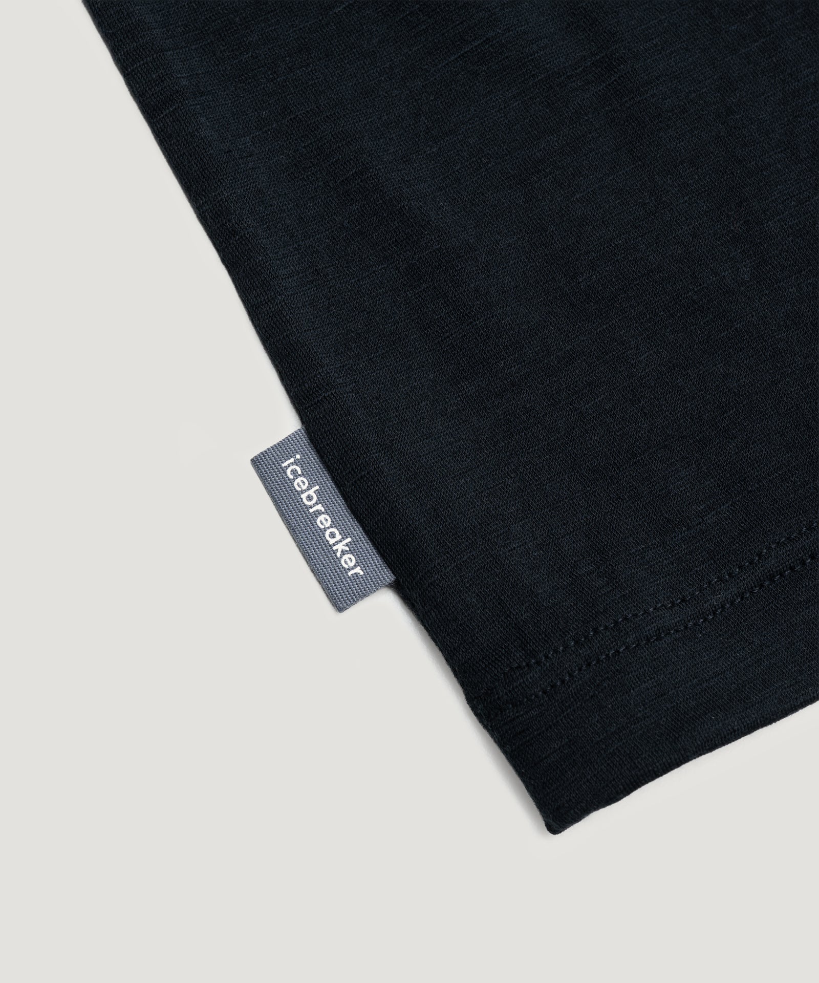 ICEBREAKER 150 Tech Lite III T-shirt merinowol zwart - THE SOCIETY SHOP
