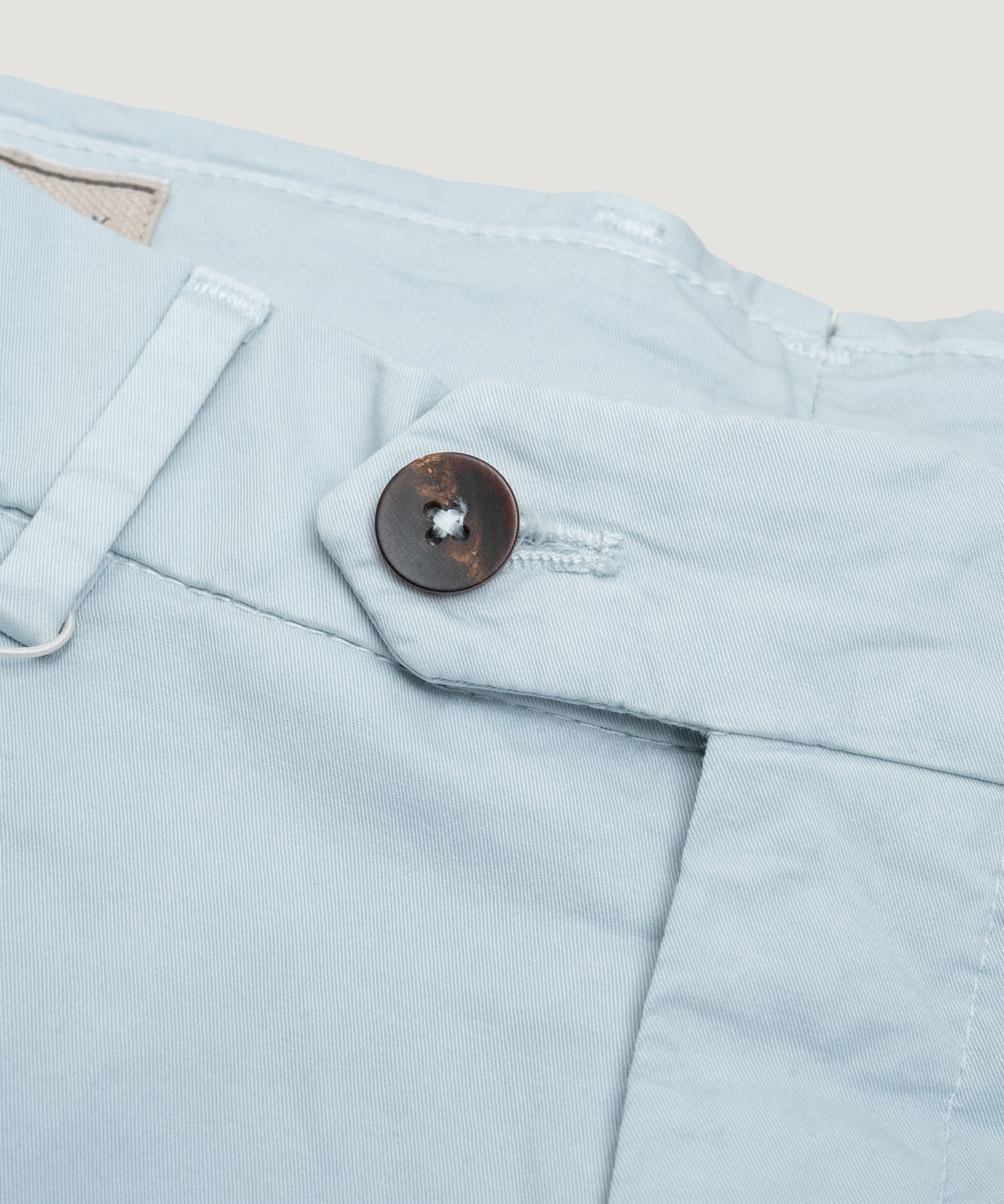 Slim shorts katoen stretch lichtblauw