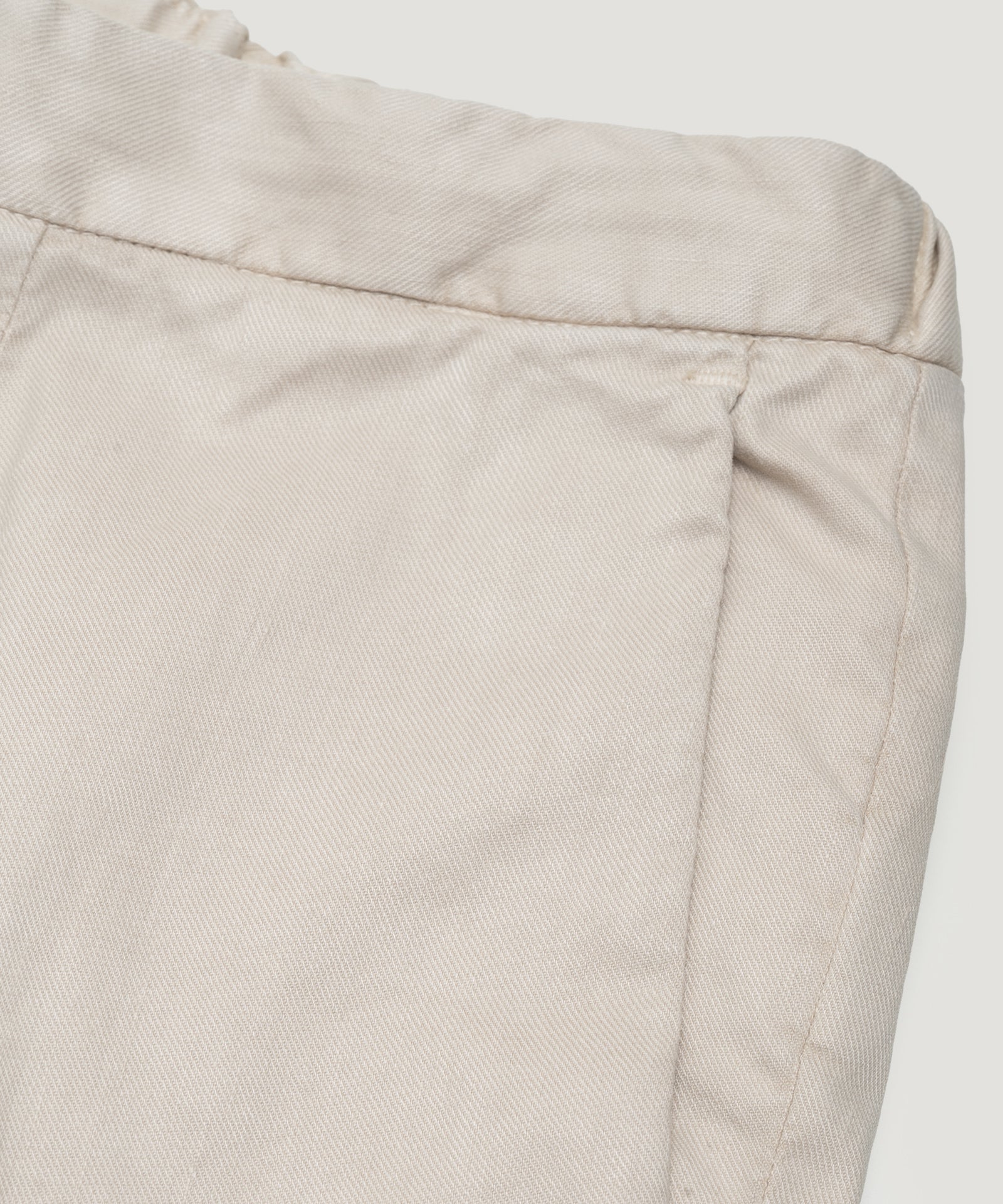 Pleated bermuda shorts linnen/katoen stretch beige
