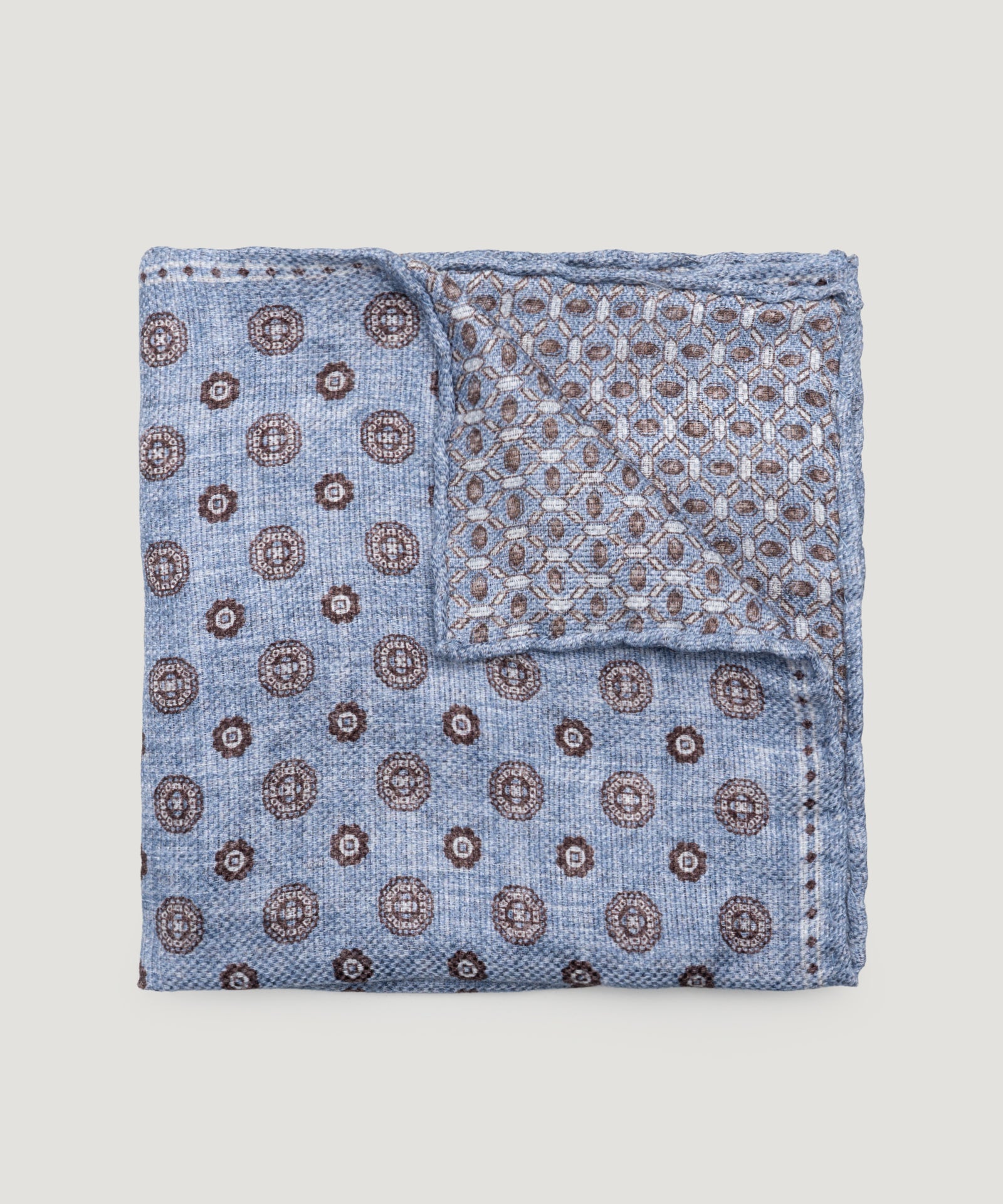 Pochet medaillon linnen/zijde lichtblauw