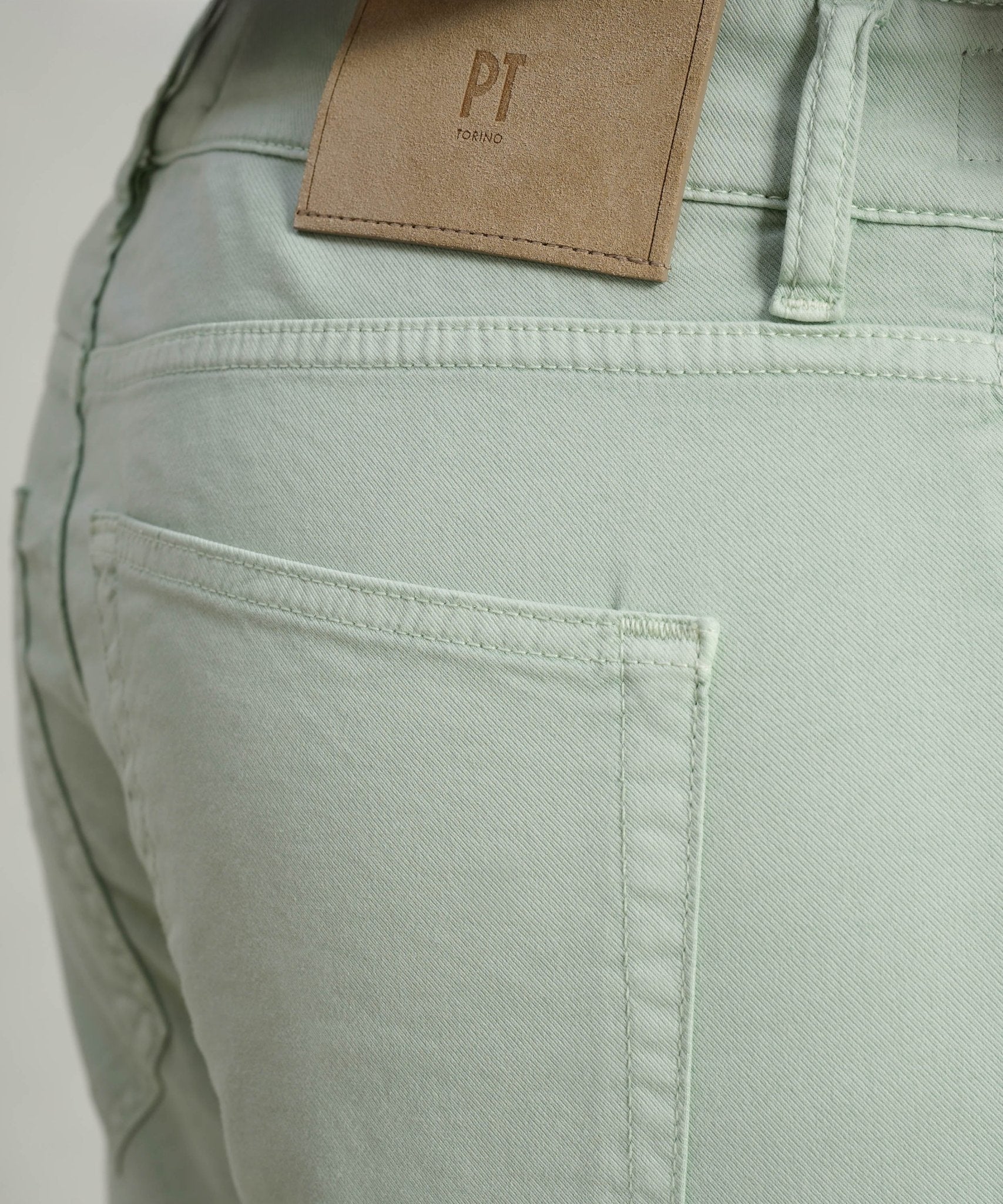 PT Torino 5 - pocket katoen/lyocell stretch mintgroen - THE SOCIETY SHOP