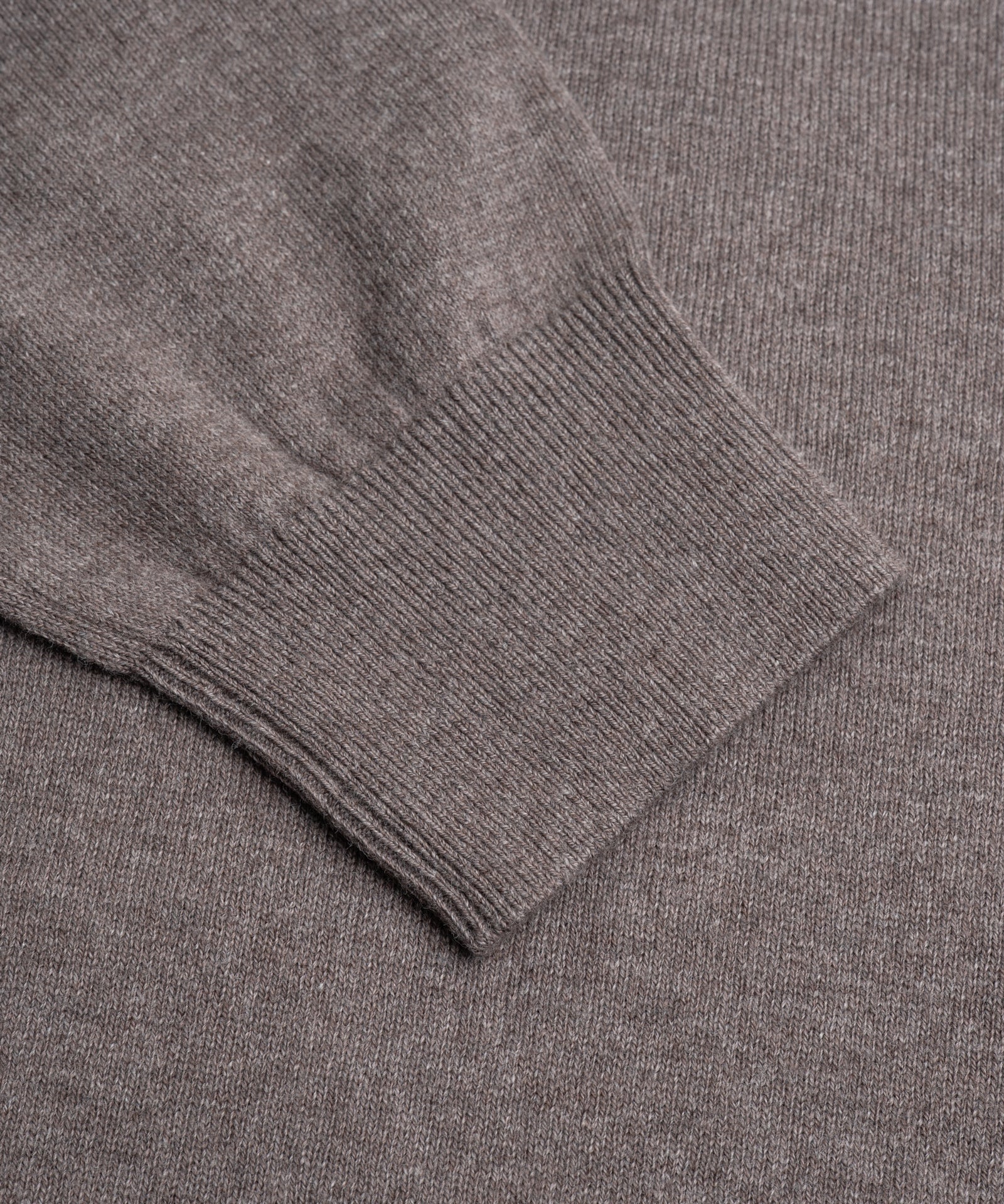 Long sleeve riva buttonless polo bruin