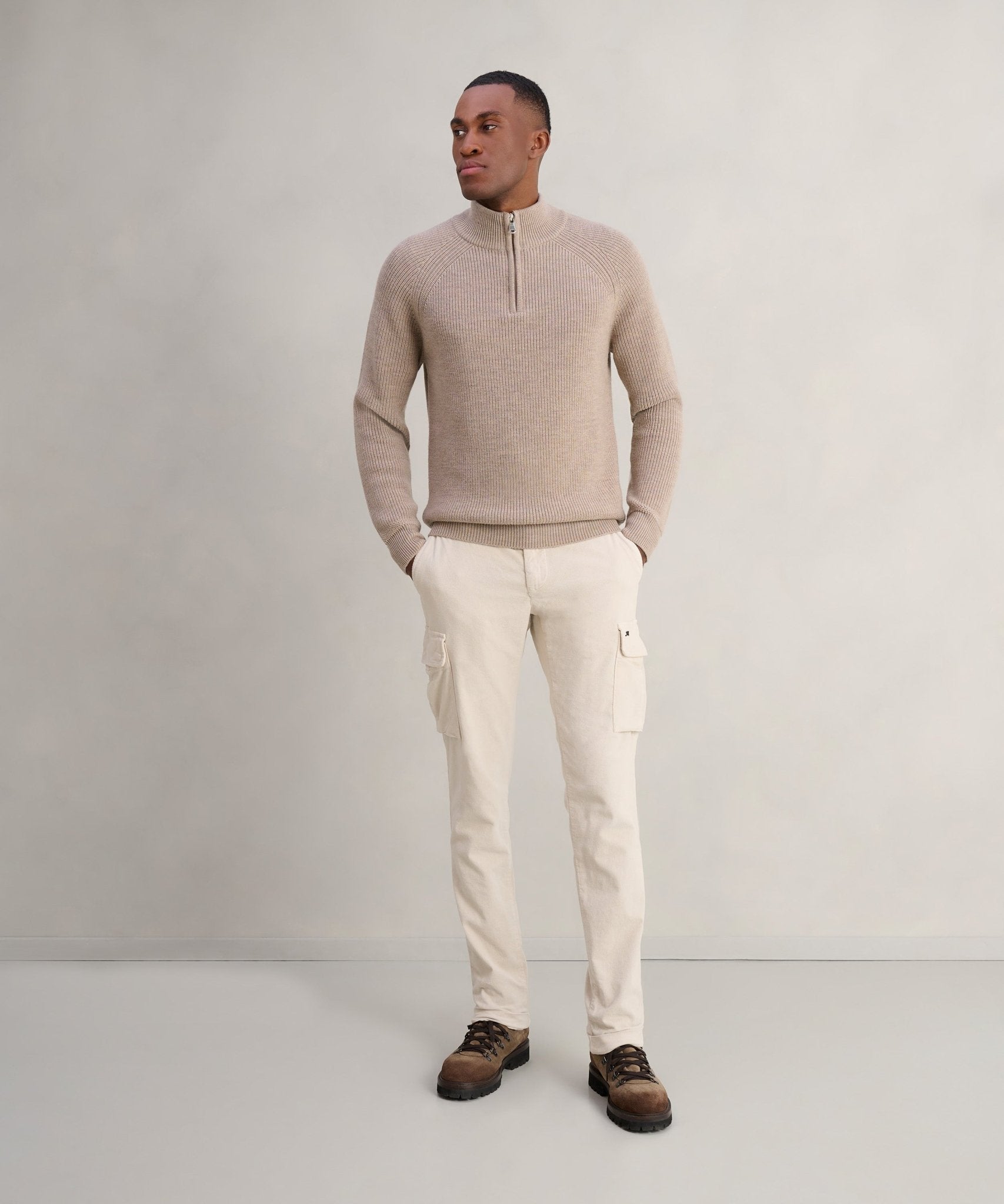 Mason's Chile cargobroek katoen/modal ribcord off - white - The Society Shop