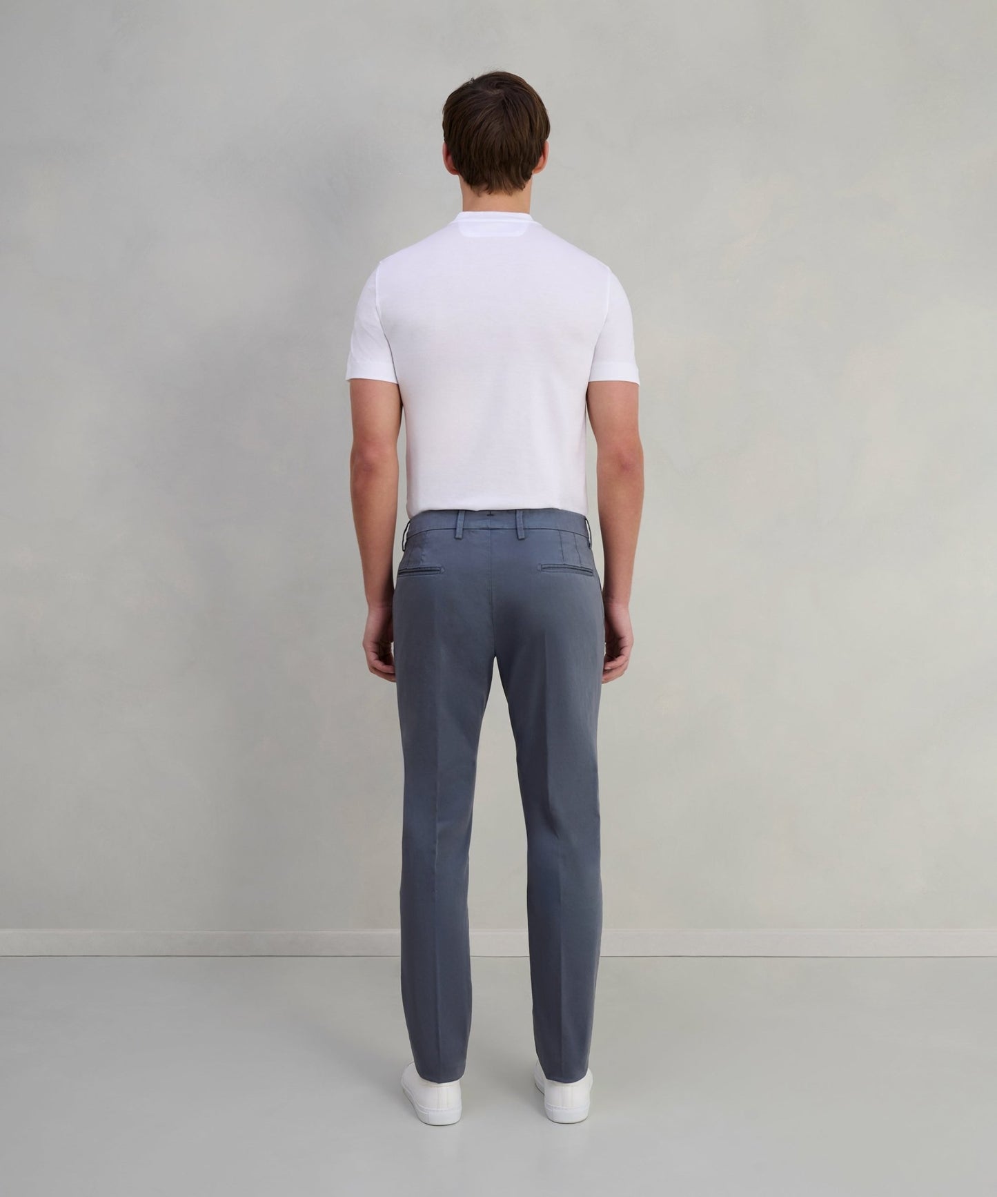 SOCI3TY Chino katoen satin stretch antraciet - The Society Shop