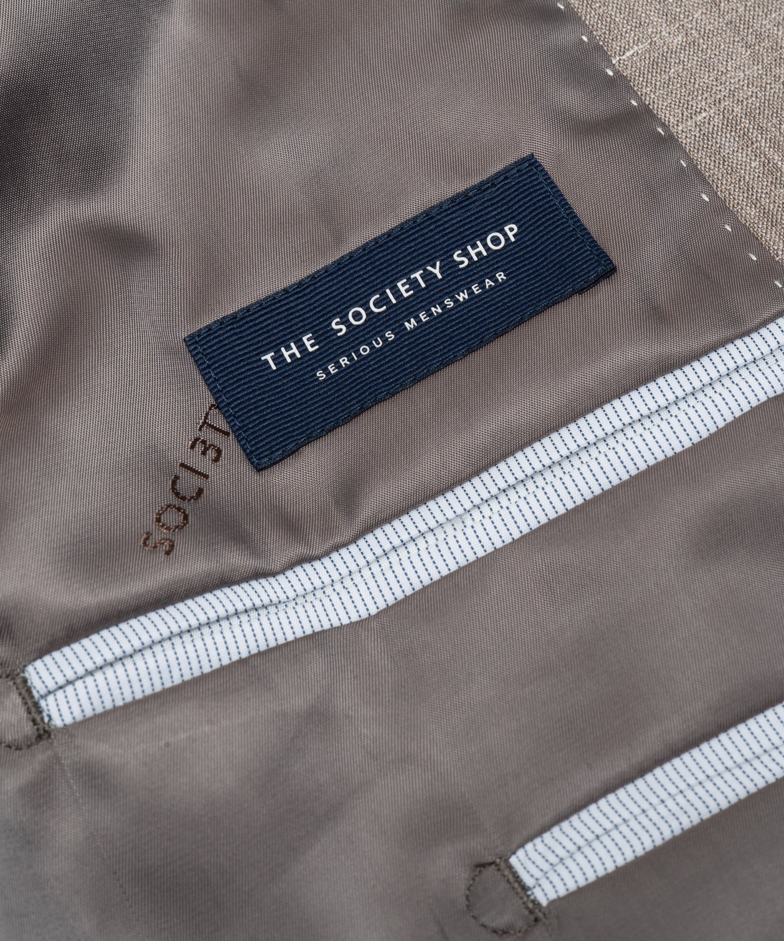 SOCI3TY Limited Fashion Driedelig pak wol/linnen/zijde zand - THE SOCIETY SHOP