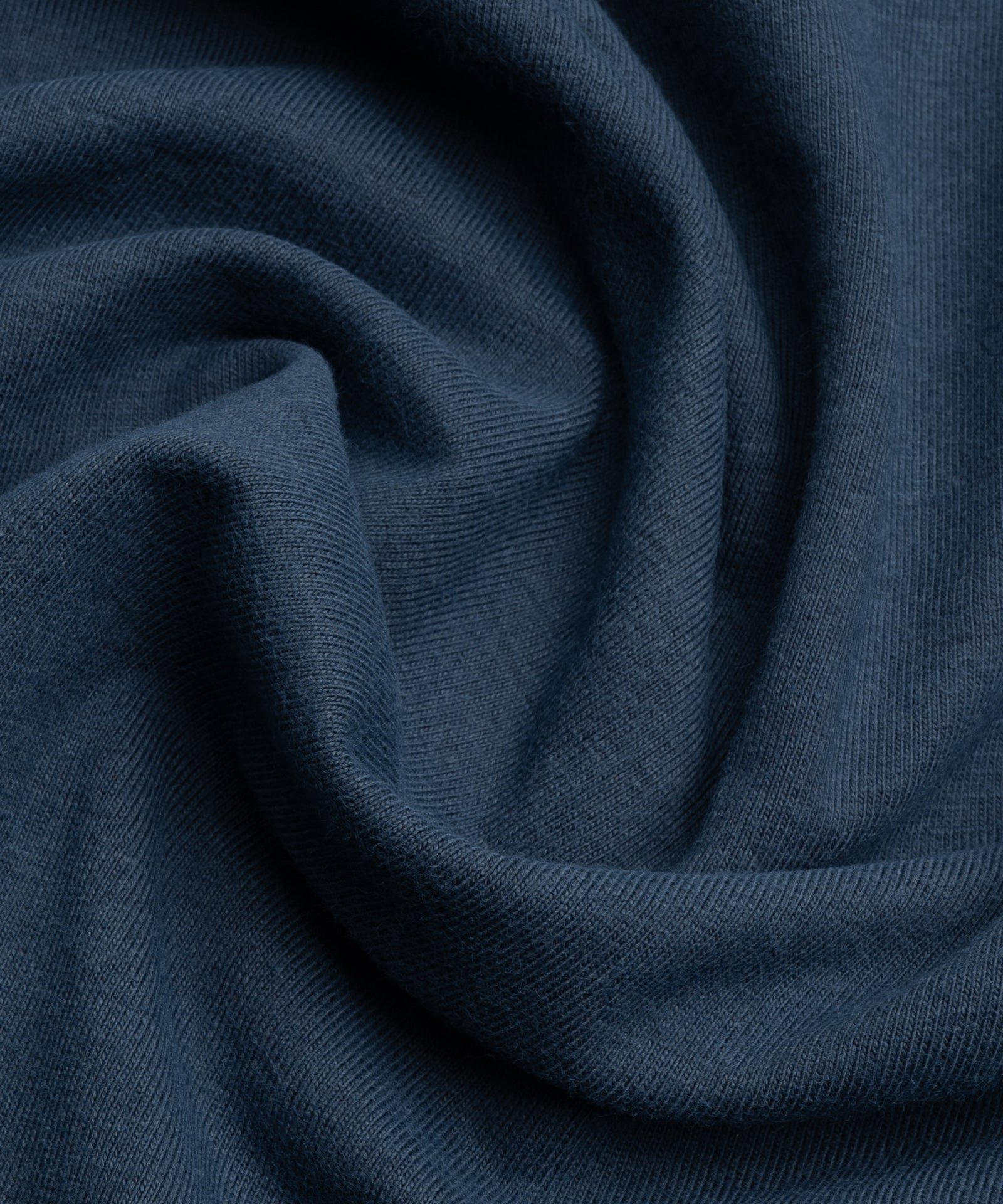 SOCI3TY Luxury Sportswear Jersey T-shirt garment - dyed katoen indigoblauw - THE SOCIETY SHOP