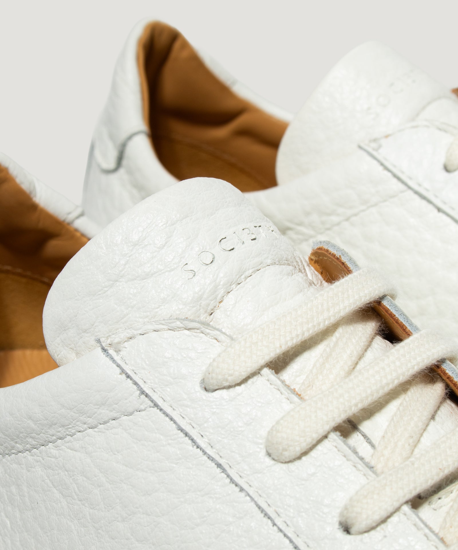 SOCI3TY Limited Fashion Kaleido sneaker grained kalfsleer off - white - THE SOCIETY SHOP