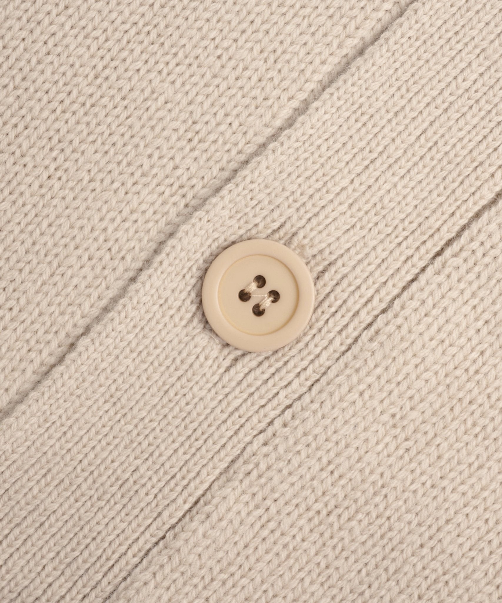 SOCI3TY Knitted cardigan vest wol/kasjmier beige - THE SOCIETY SHOP