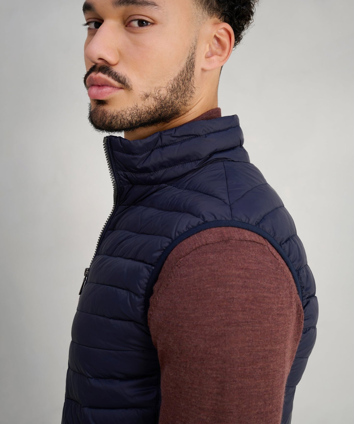 SOCI3TY Light down bodywarmer donkerblauw - The Society Shop