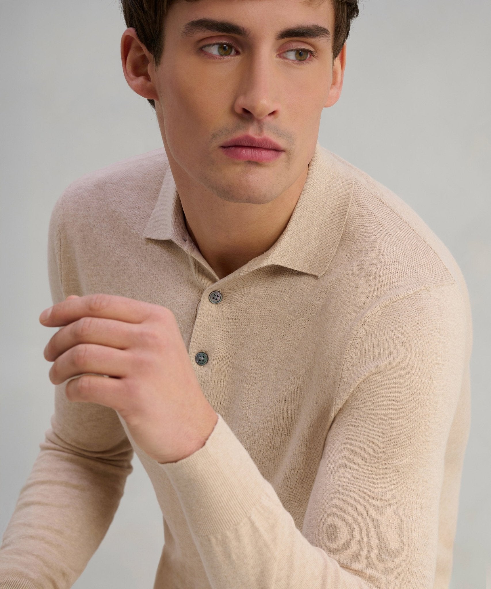 SOCI3TY Long sleeve polo katoen/kasjmier sable beige - The Society Shop