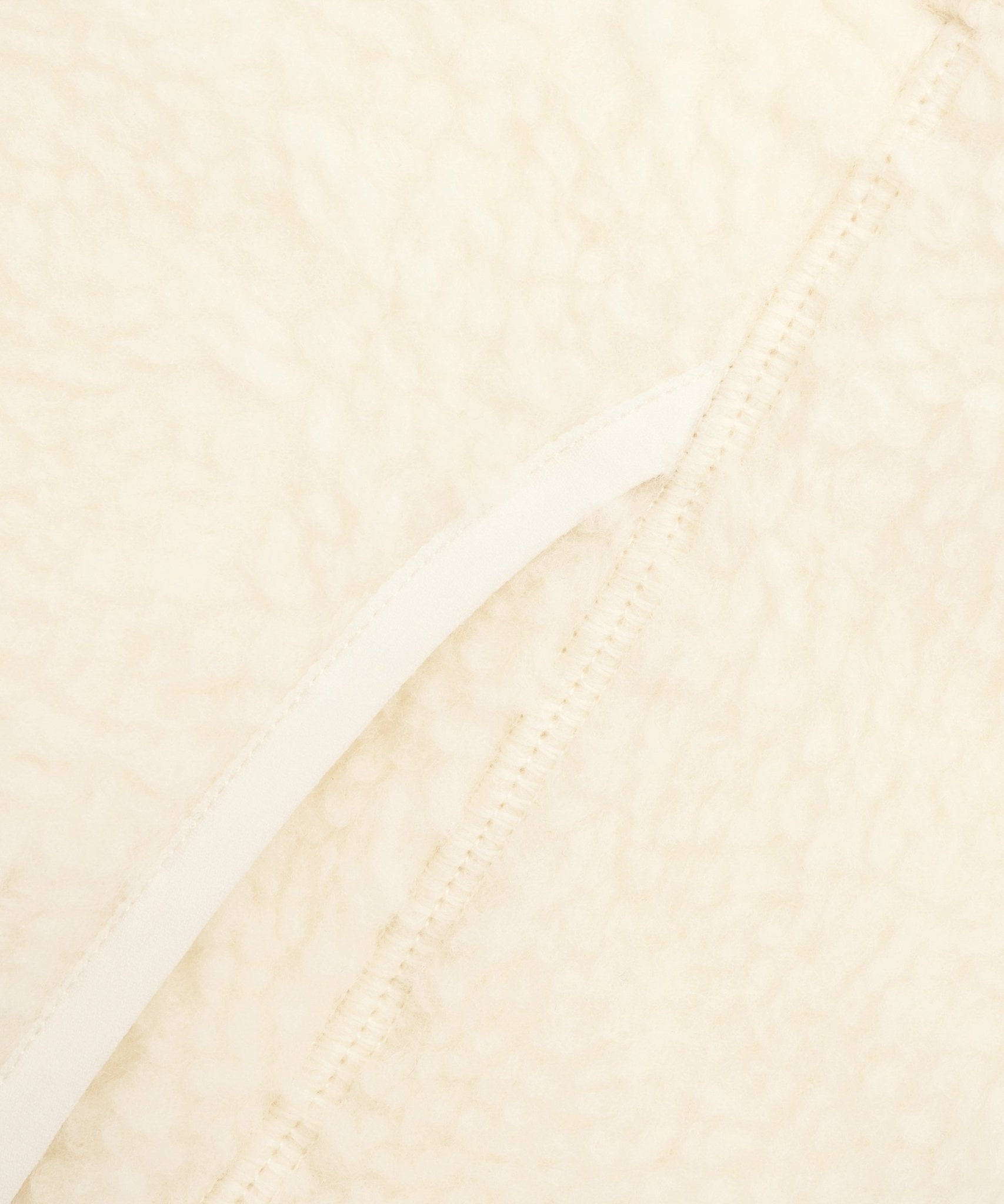 ICEBREAKER Merino 560 RealFleece™ High Pile vest off - white - THE SOCIETY SHOP