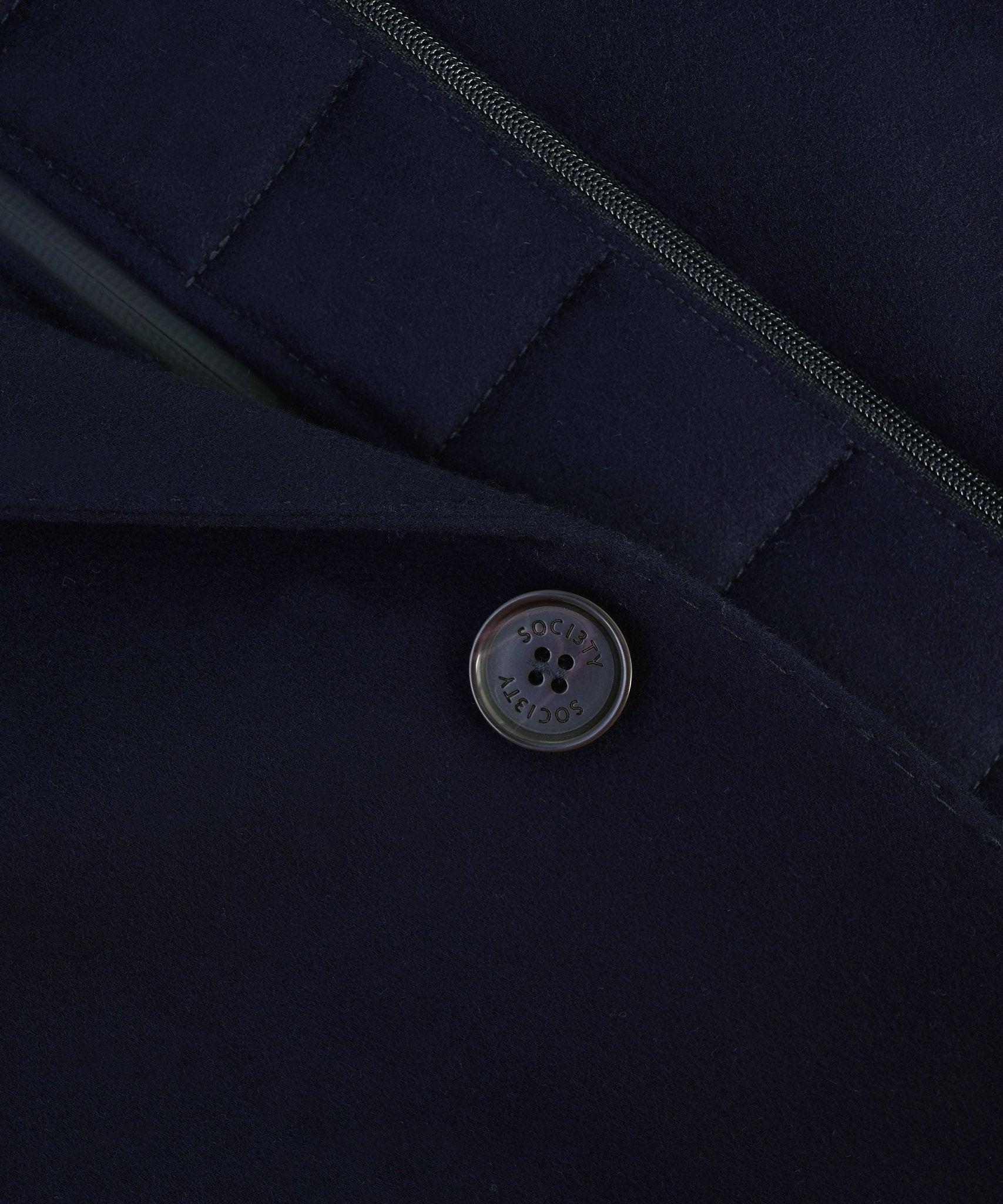 SOCI3TY Overjas virgin wool donkerblauw (woven by Loro Piana) - The Society Shop