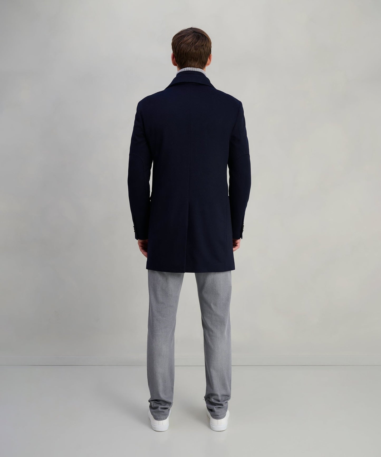 SOCI3TY Overjas virgin wool donkerblauw (woven by Loro Piana) - The Society Shop