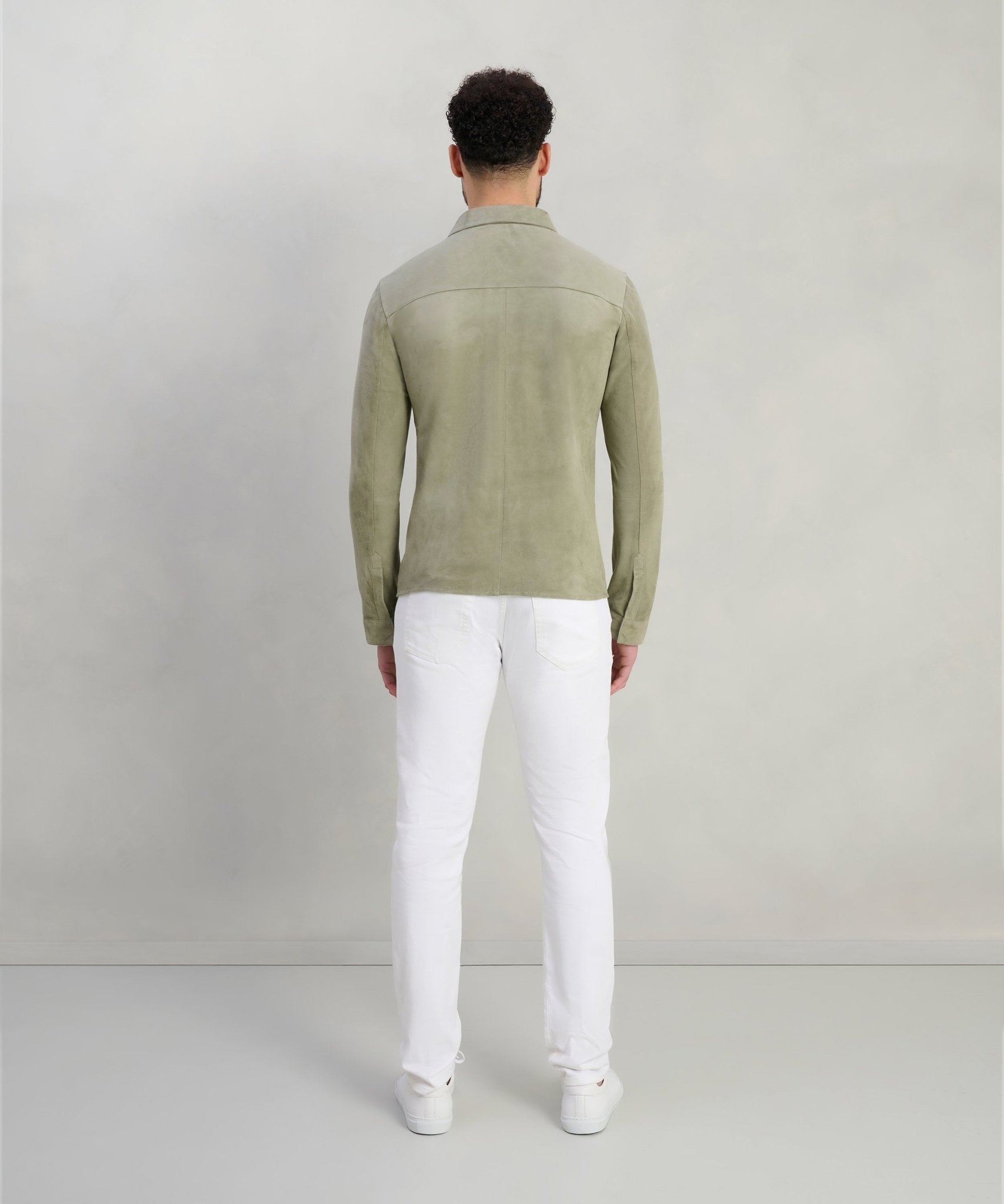 SOCI3TY Overshirt suède bamboe groen - THE SOCIETY SHOP