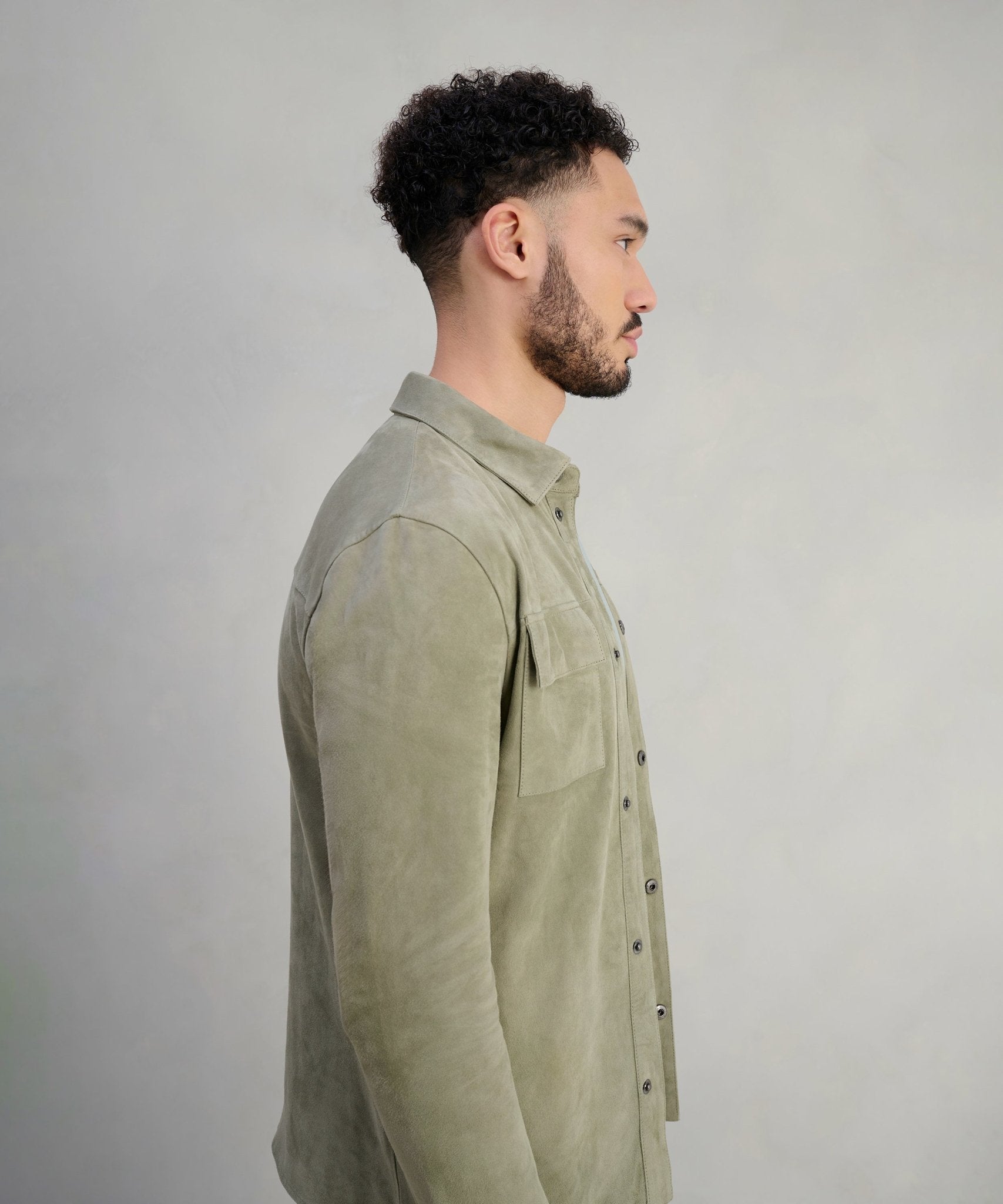SOCI3TY Overshirt suède bamboe groen - THE SOCIETY SHOP