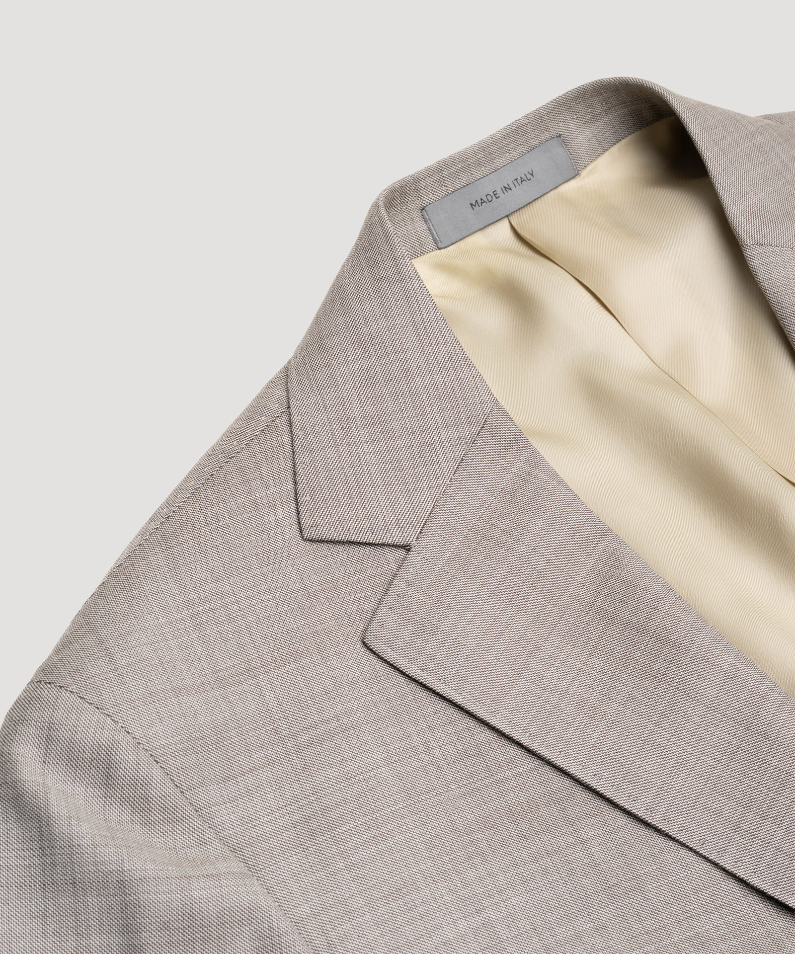 Corneliani Pak virgin wol sharkskin lichtbruin - THE SOCIETY SHOP