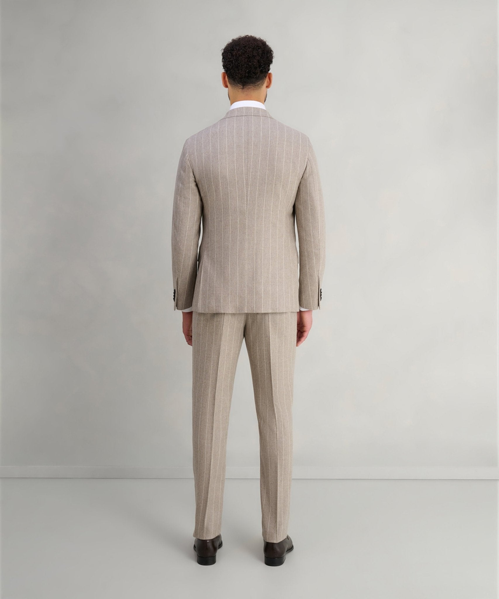 SOCI3TY Limited Pak wol beige gestreept (woven by Vitale Barberis Canonico) - The Society Shop