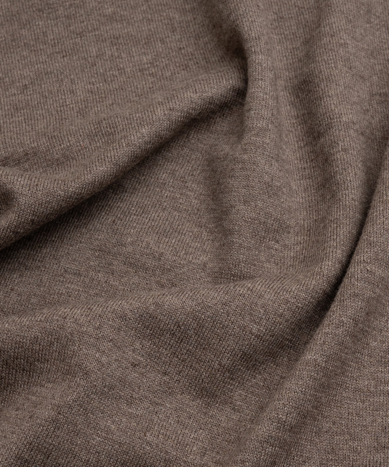SOCI3TY Limited Fashion Riva buttonless polo katoen/zijde/kasjmier bruin - THE SOCIETY SHOP