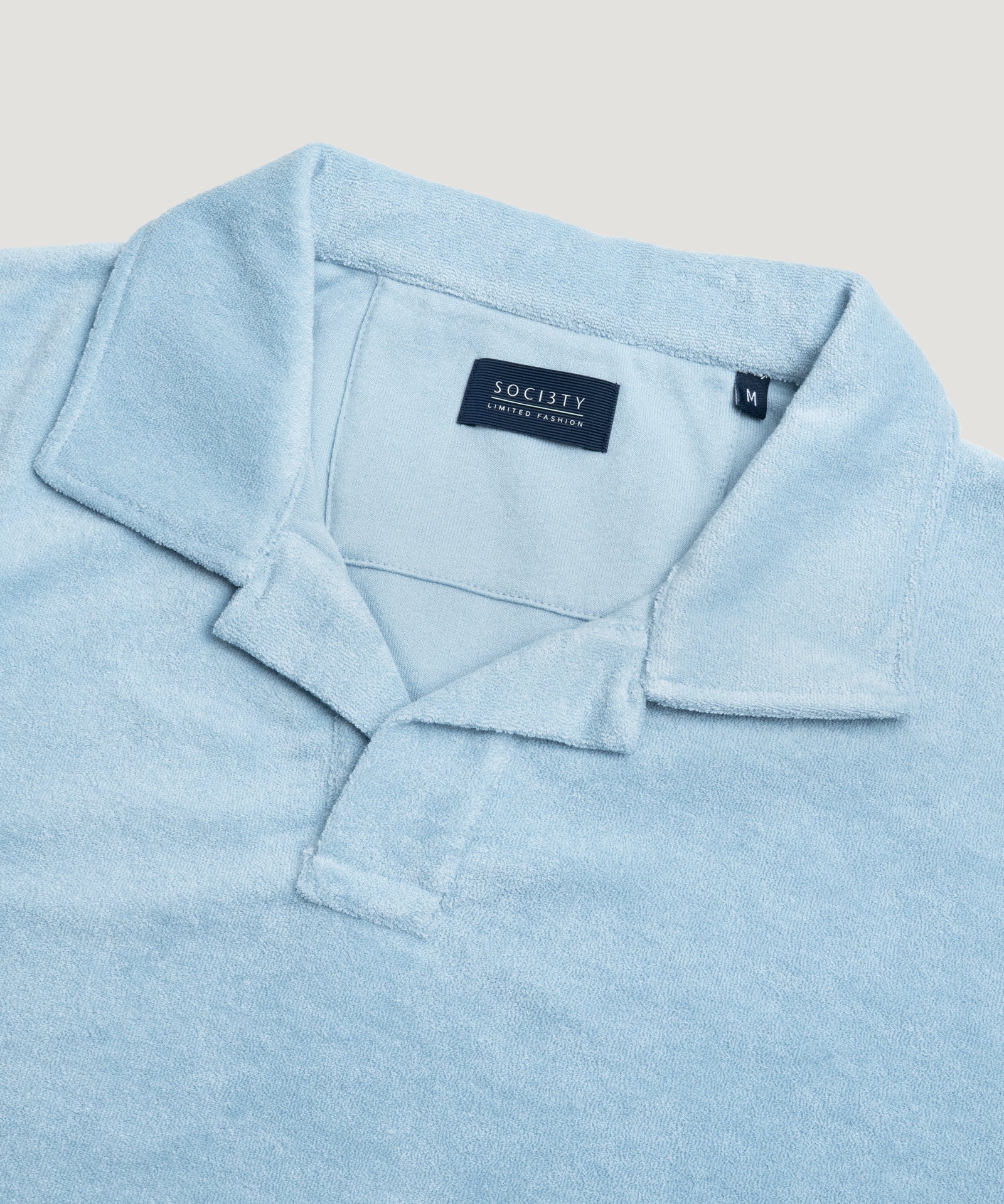 SOCI3TY Limited Fashion Riva polo katoen French terry lichtblauw - THE SOCIETY SHOP