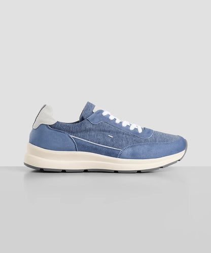 SOCI3TY Runner cashmere/suède lichtblauw - The Society Shop