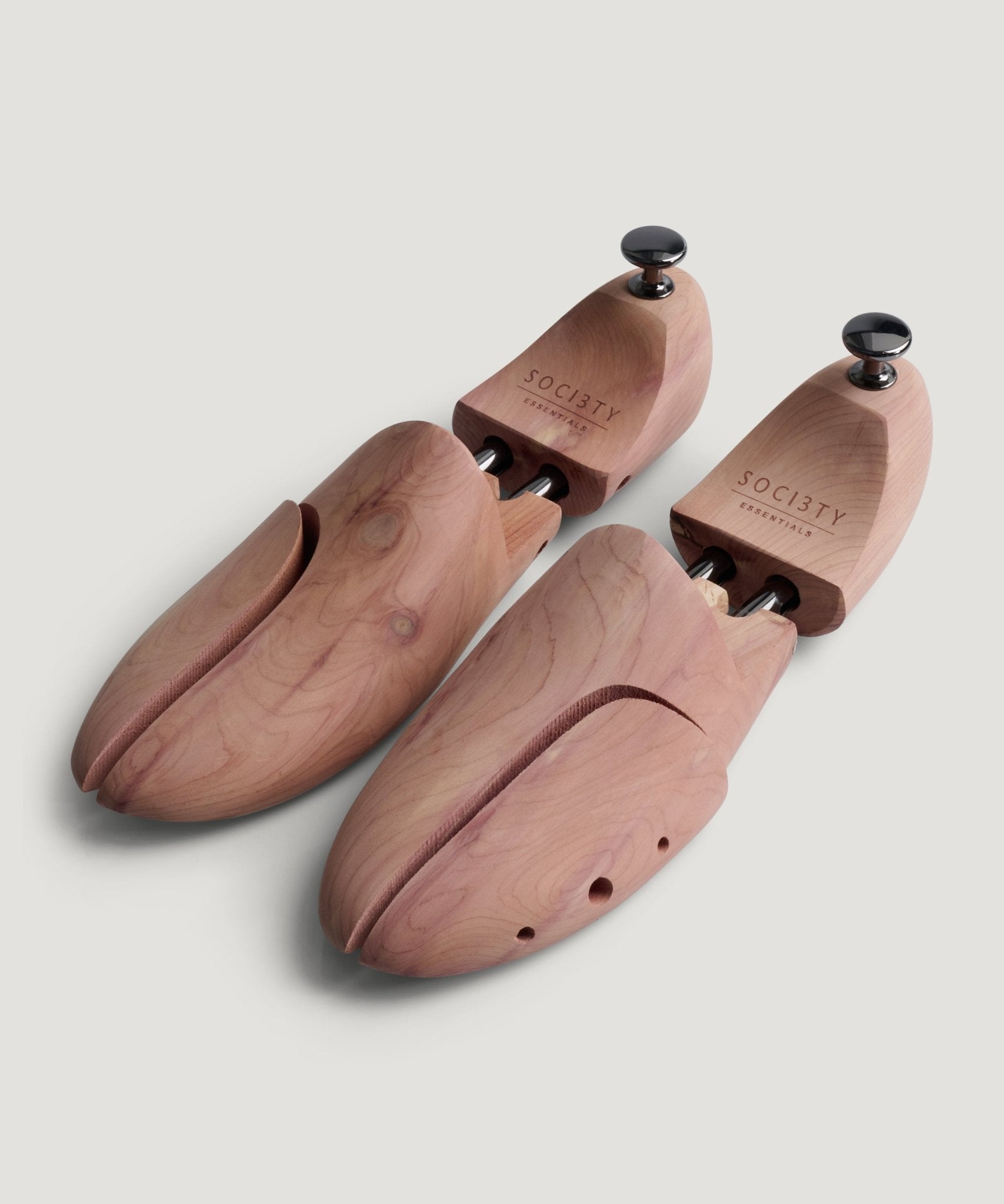 SOCI3TY essentials Schoenspanners cederhout - THE SOCIETY SHOP