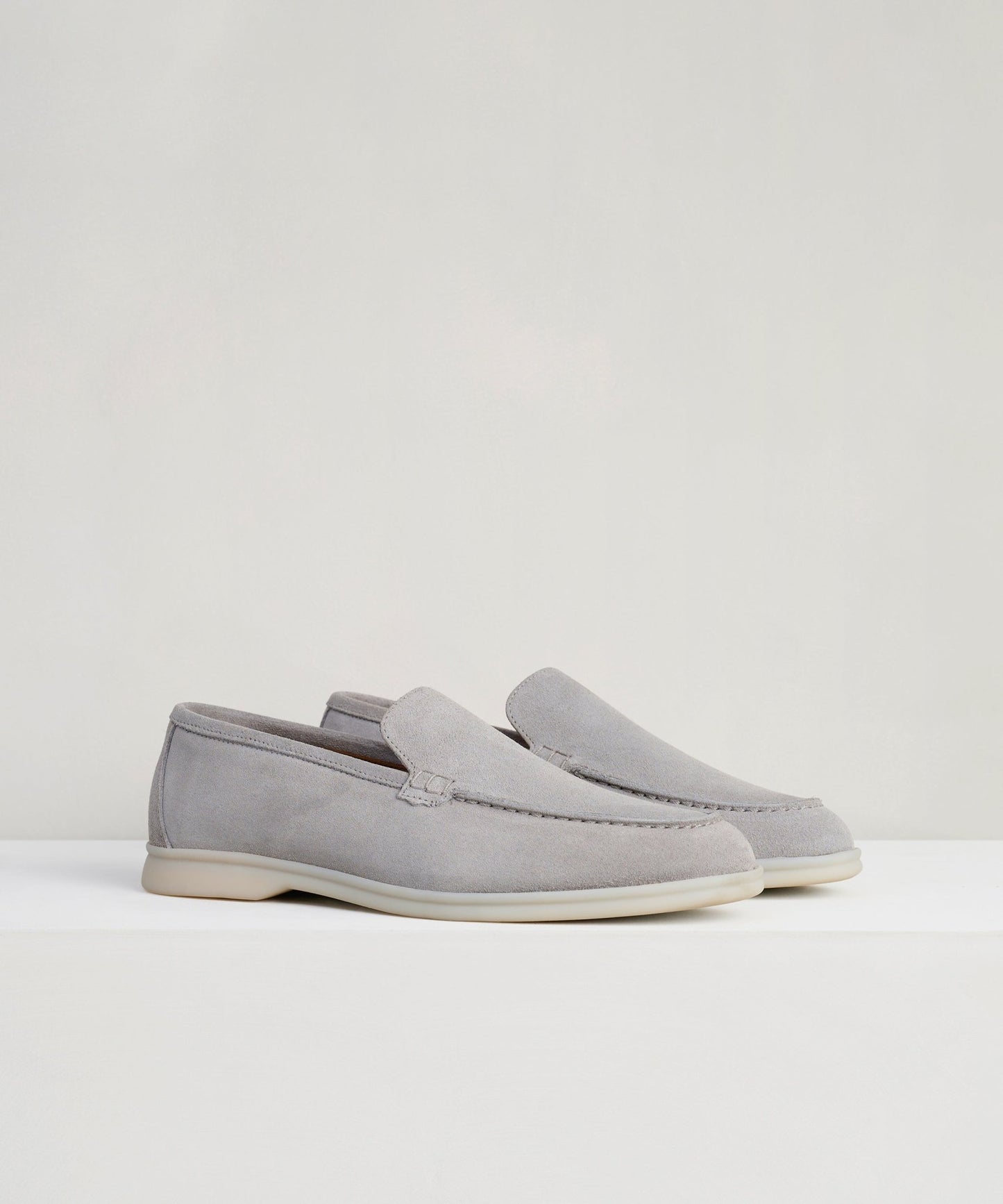 SOCI3TY Summer Loafer suède lichtgrijs - The Society Shop