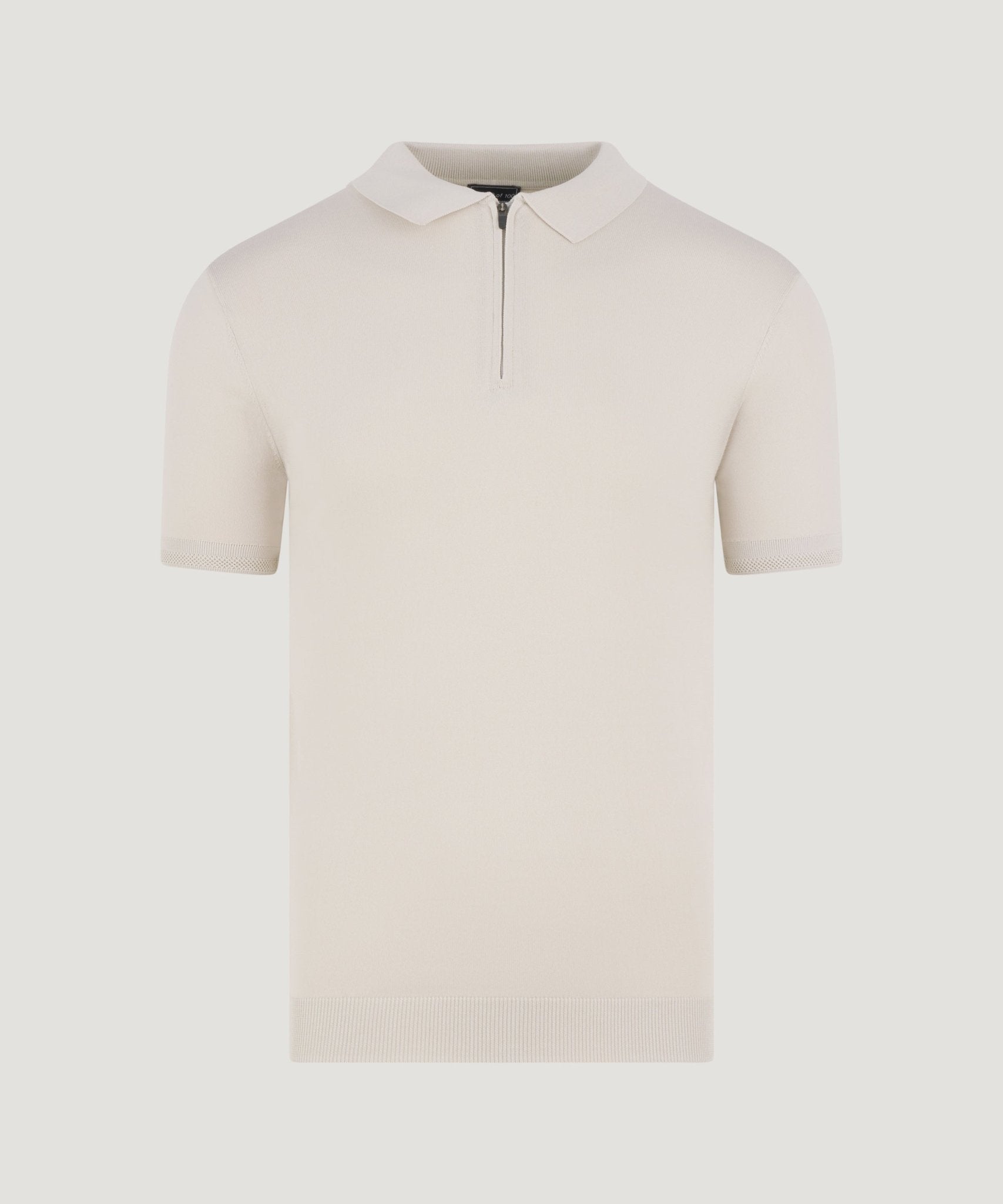 SOCI3TY Tech knit polo met rits beige - The Society Shop