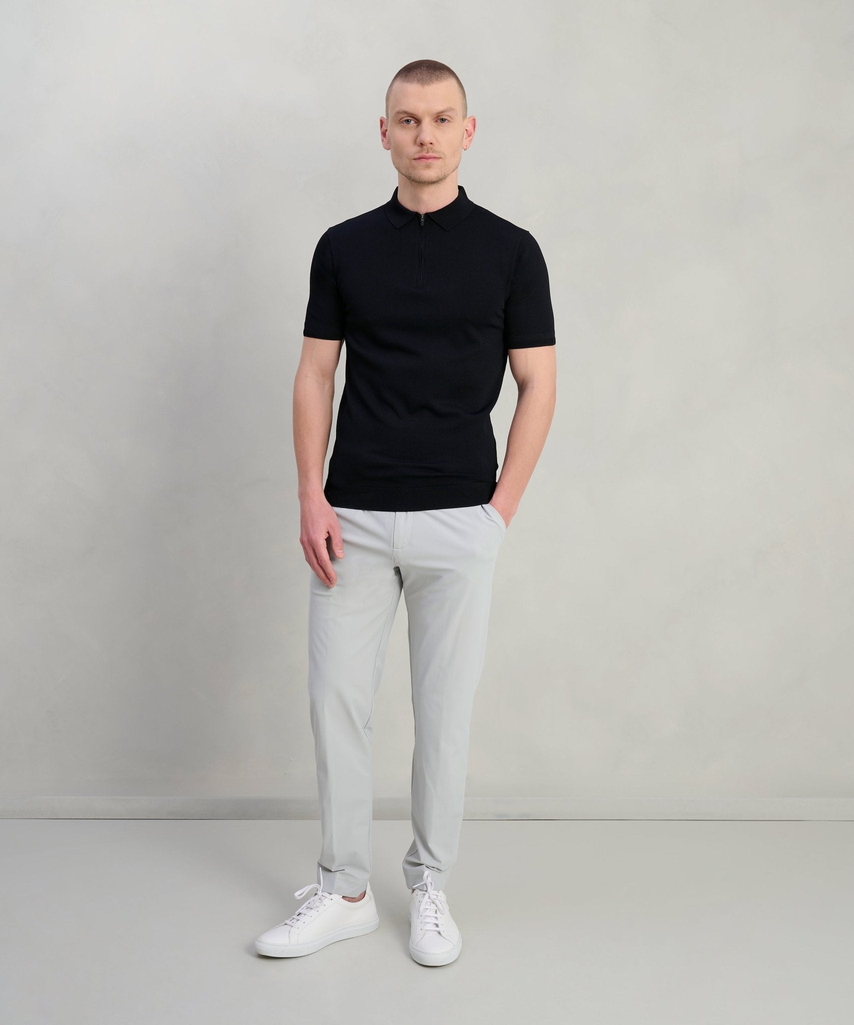 SOCI3TY Tech knit polo met rits zwart - The Society Shop