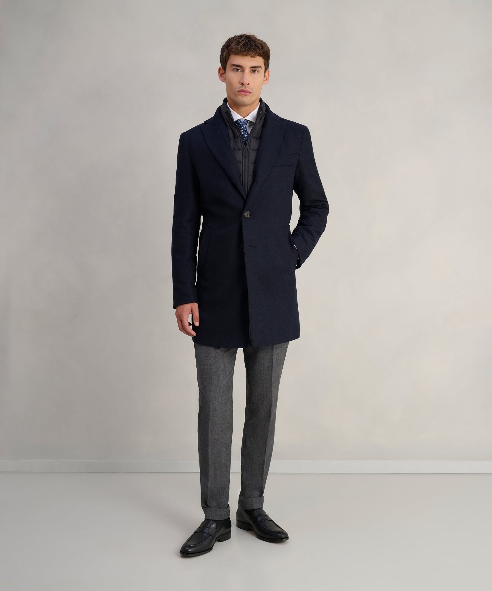 SOCI3TY The Coat wol/kasjmier donkerblauw visgraat - The Society Shop
