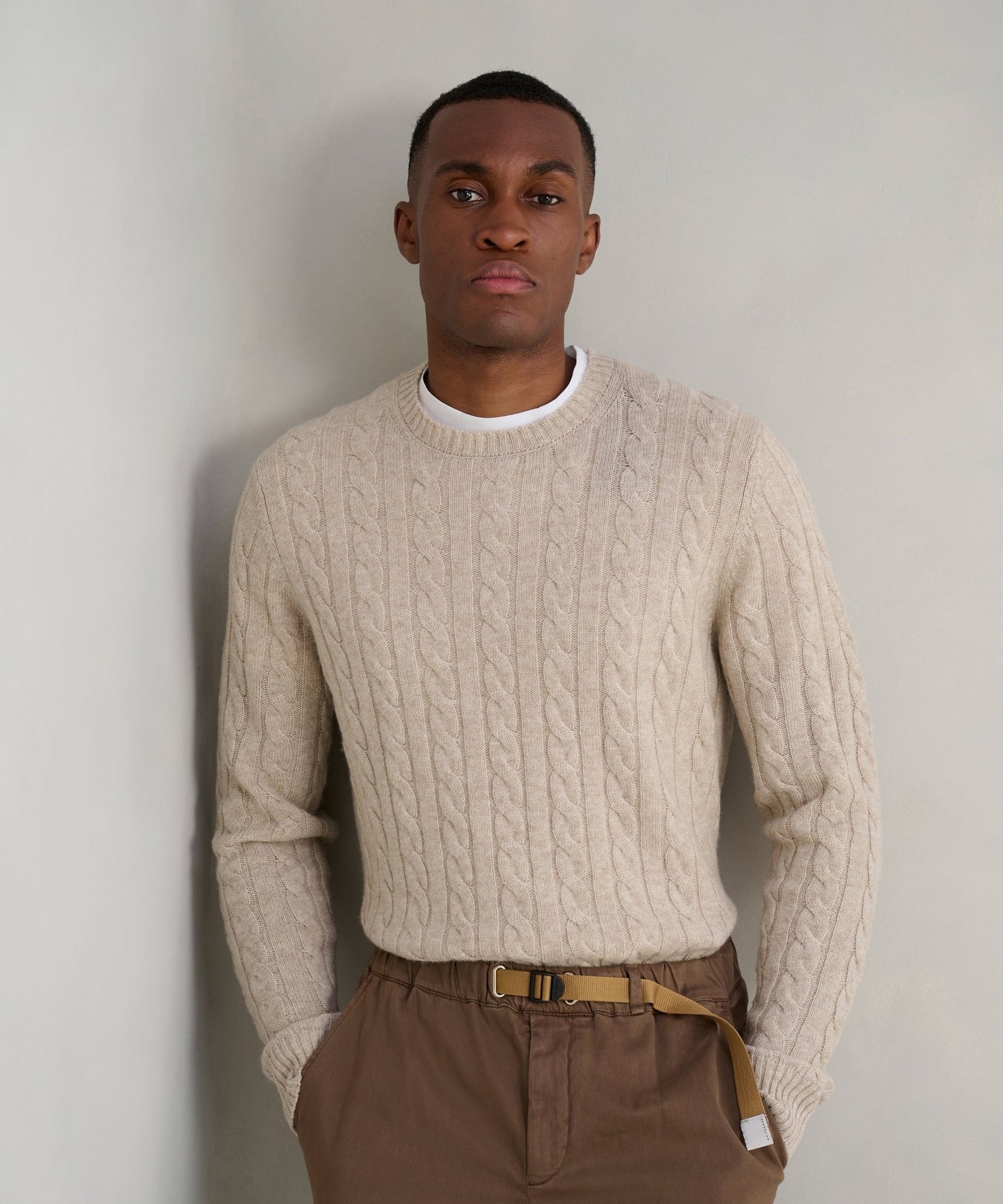 SOCI3TY Trui crewneck cable knit merinowol/kasjmier beige - The Society Shop